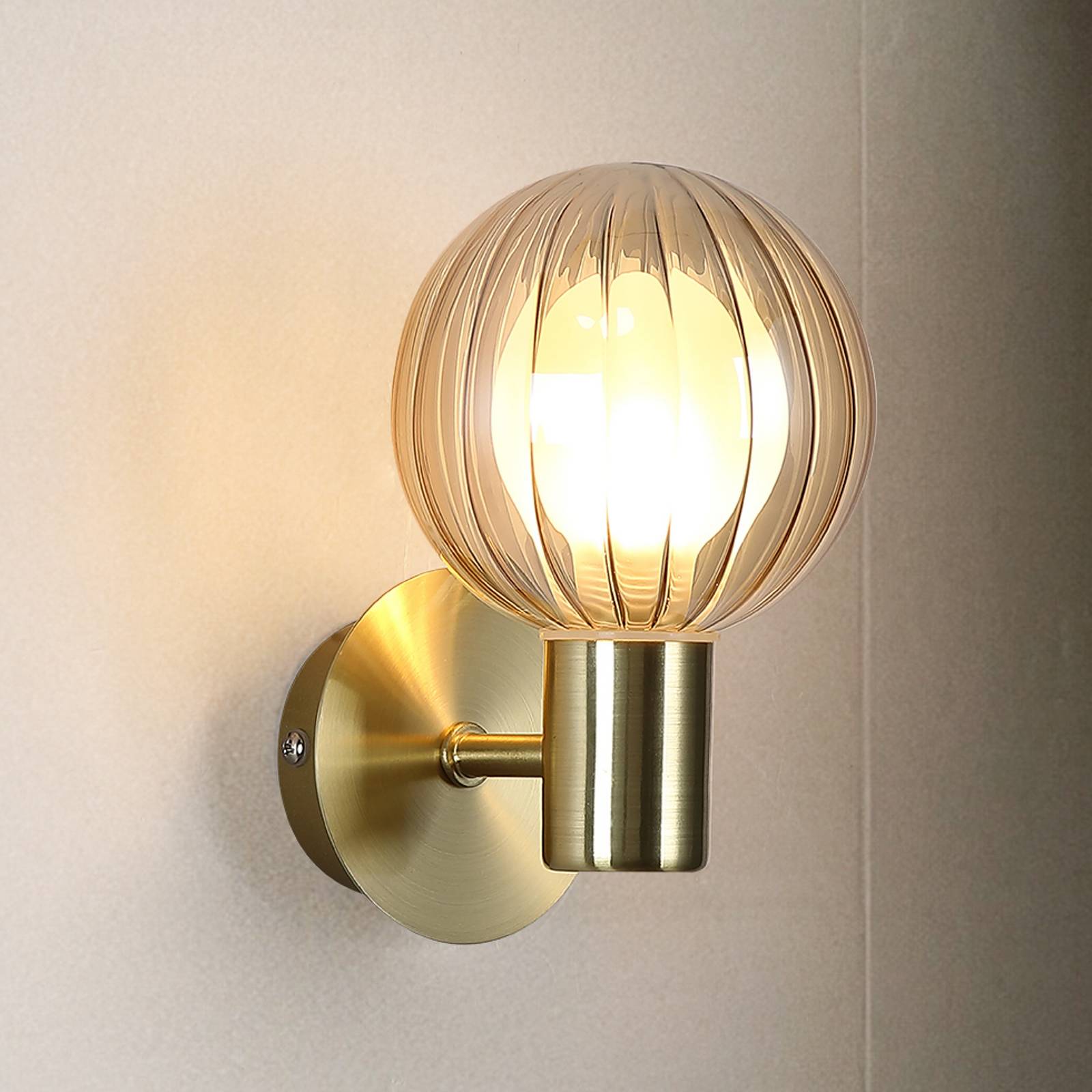 Bad-Wandlampe Lumisphere, creme-/messingfarben, Höhe 12 cm günstig online kaufen
