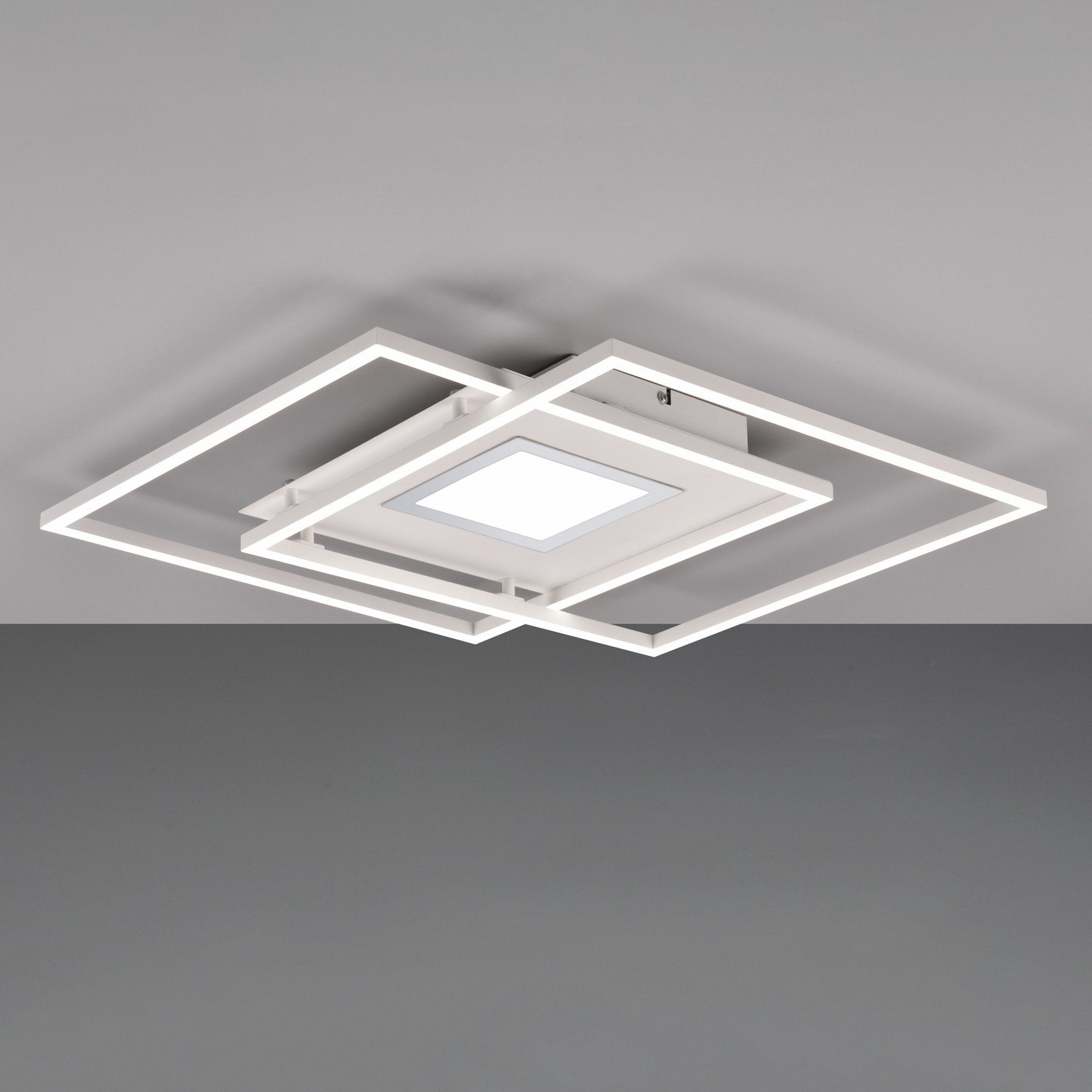 Trio Lighting Via plafonieră LED CCT dimabilă telecomandă alb - Camera de zi / sufragerie - modern - alb mat - Metal
