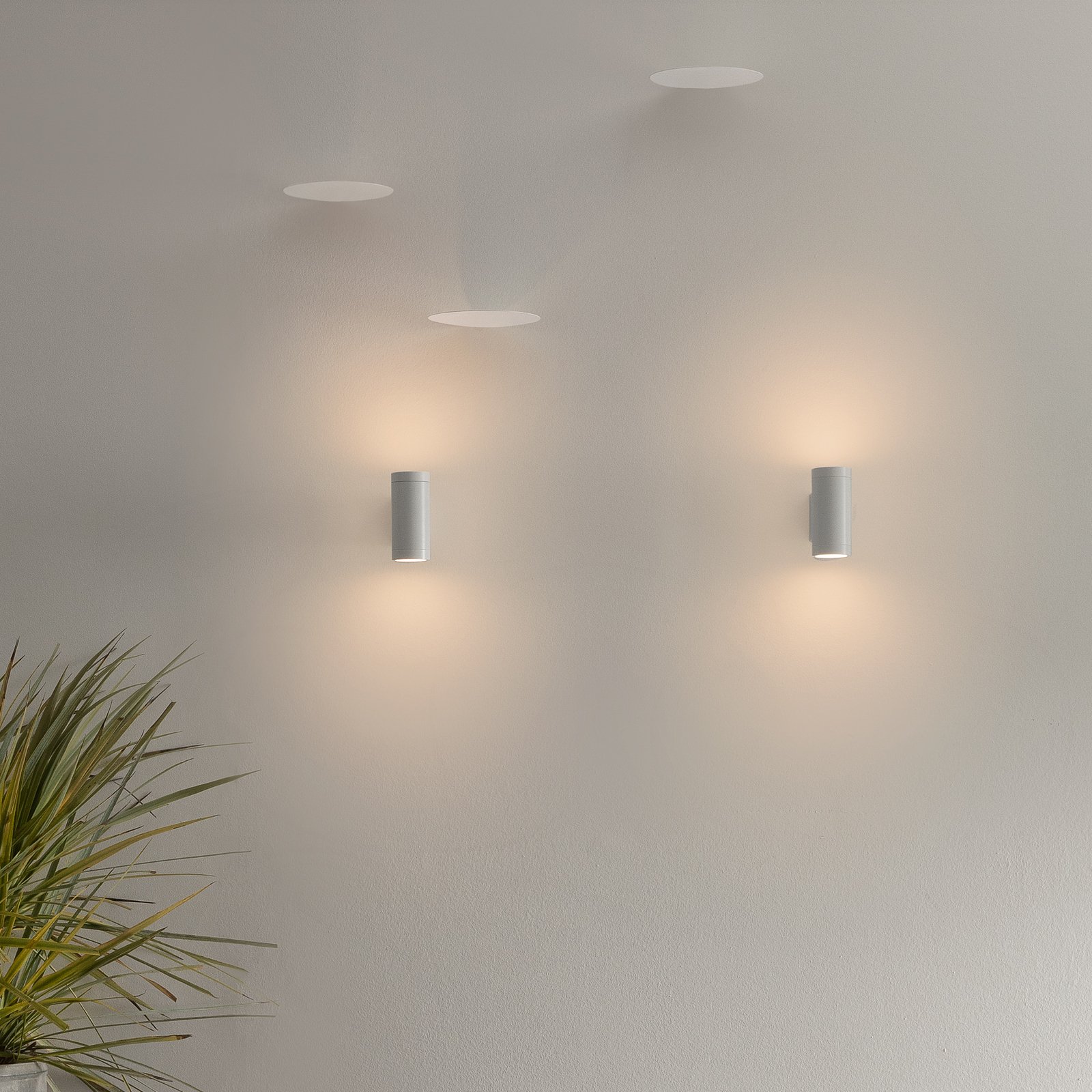 Karman Movida LED wall light 2,700 K white