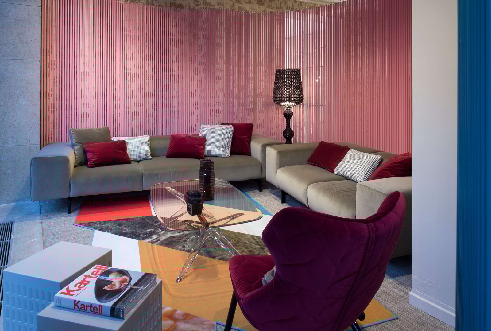 Kabuki Floor Lamp Black - Kartell