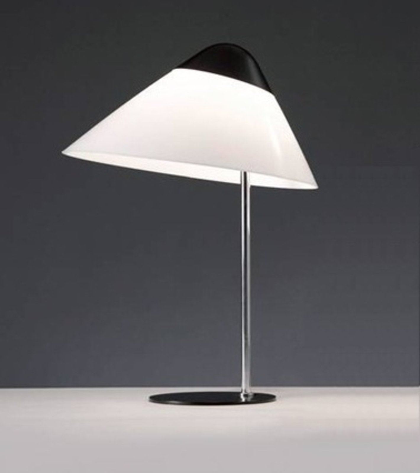 Opala Midi Table Lamp without Dimmer Black & Chrome - Pandul