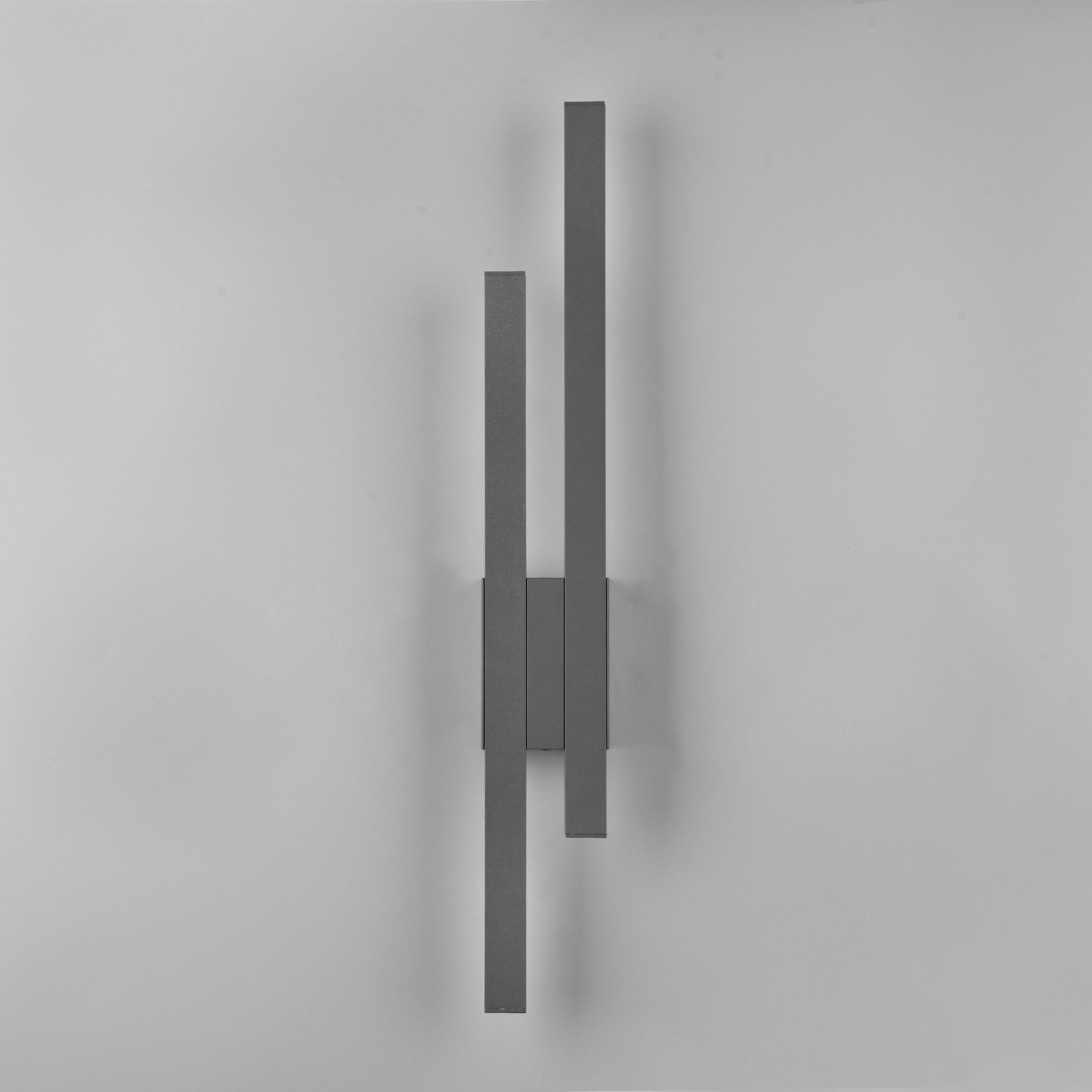 LED āra sienas lampa TAWA, antracīta krāsā, 62 cm metāla, 2 spīdes. IP54 LED āra sienas lampa TAWA, antracīta krāsā, 62 cm metāla, 2 spīdes. IP54