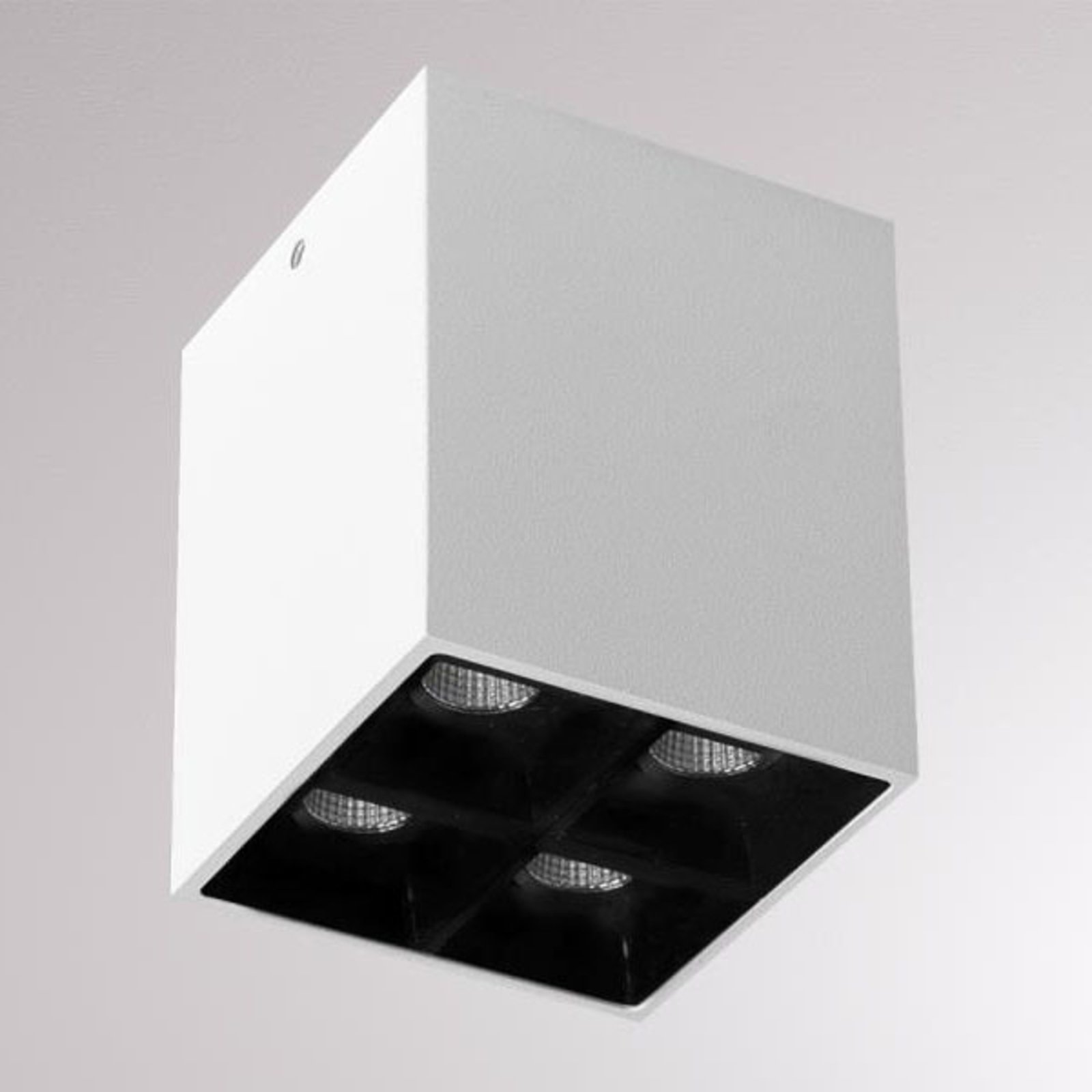 Liro LED ceiling spotlight white/black 34° 3,000 K