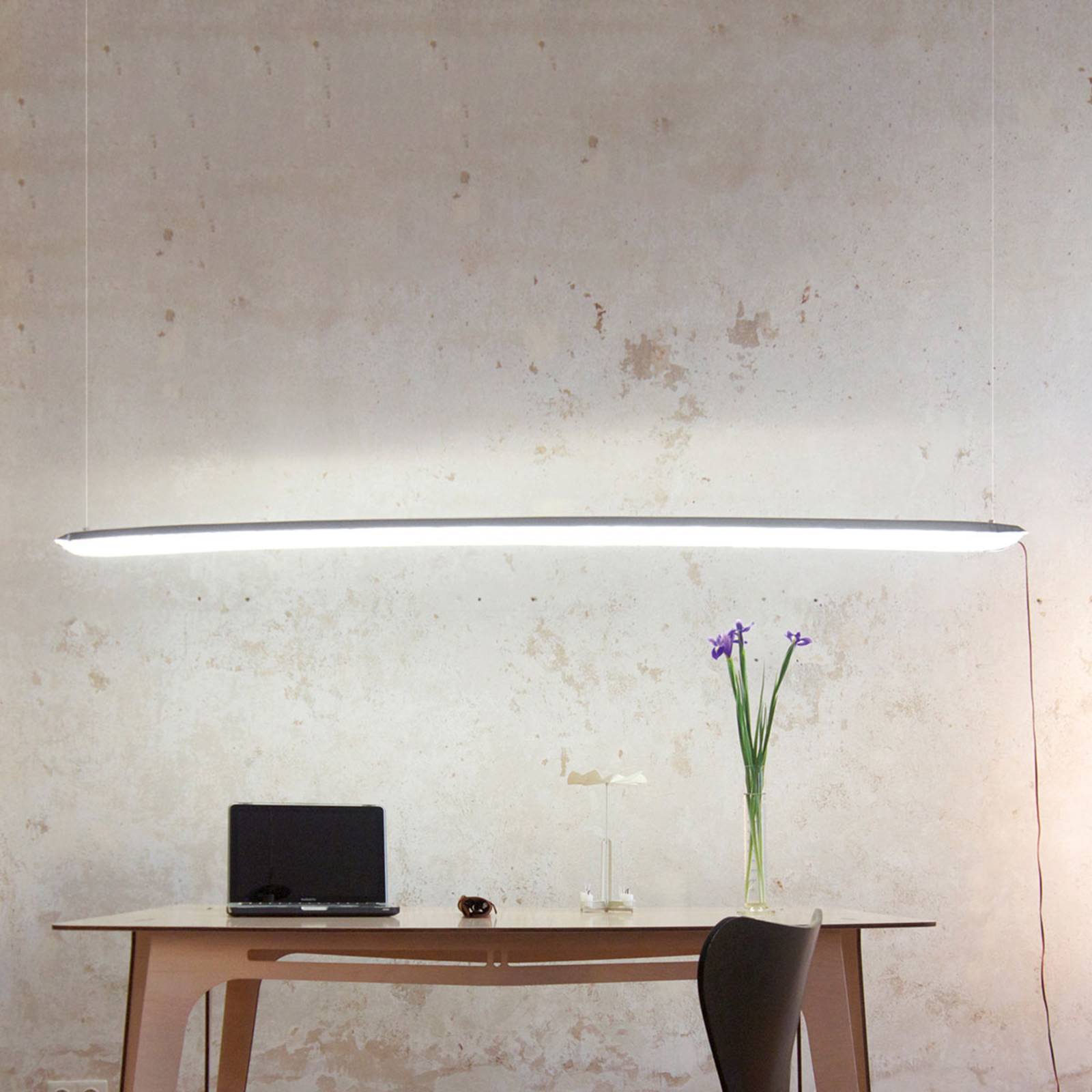 Ingo Maurer Blow Me Up hanging lamp 120 cm silver, for Living / Dining Room, plastic, 20 W, L: 120 cm, W: 10 cm