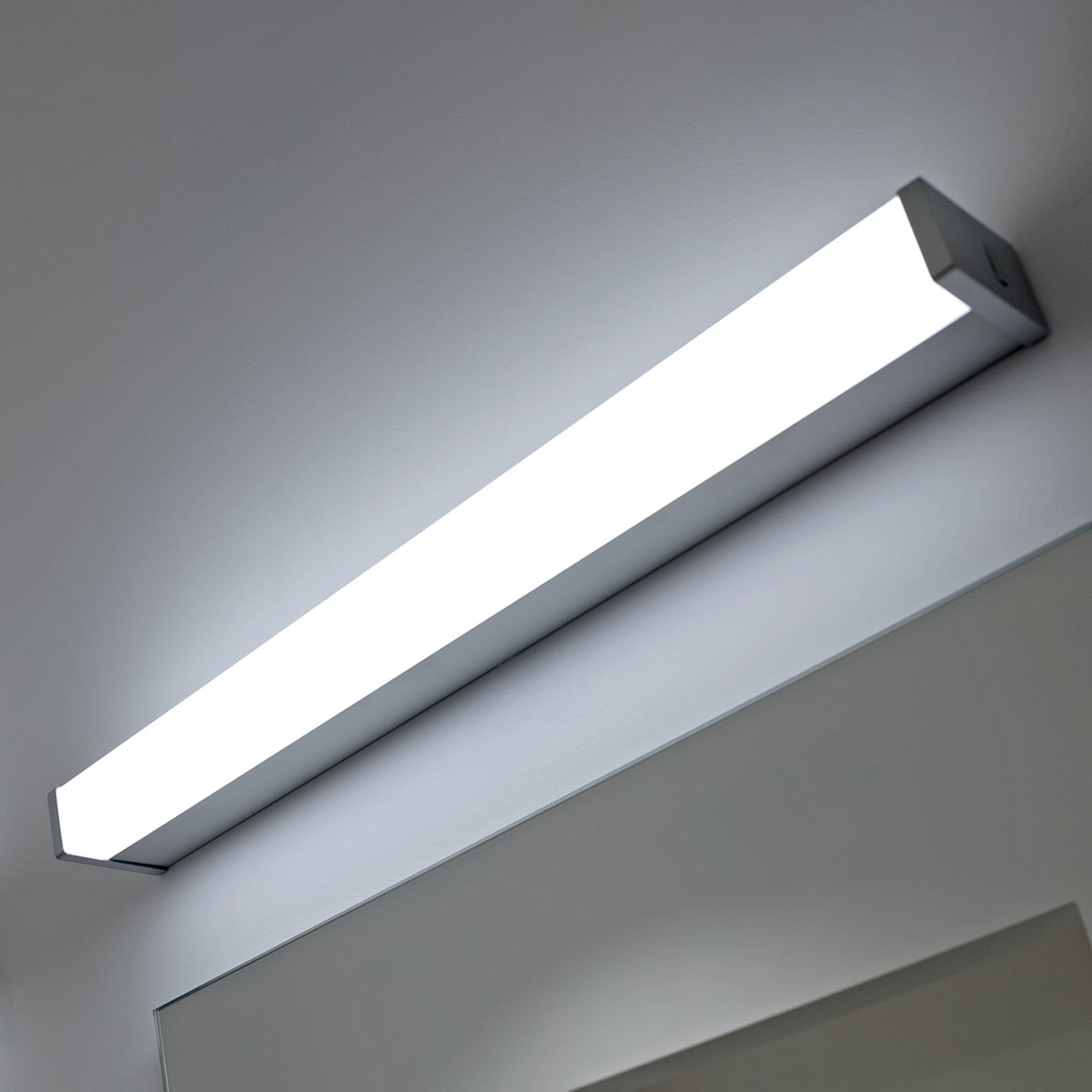 Lámpara de espejo Smile-SLG/0600 LED blanco cálido