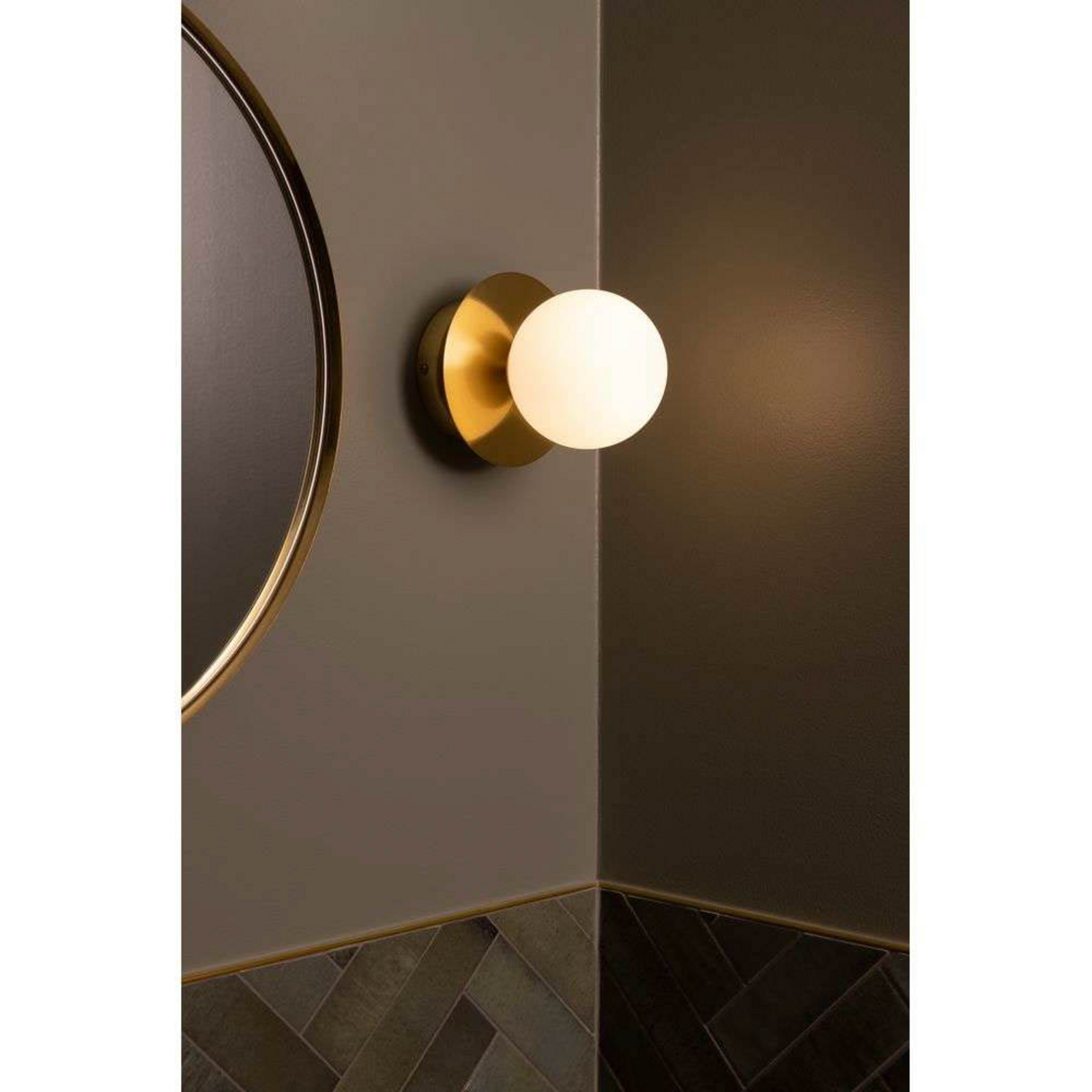 Art Deco Applique da Parete/Plafoniera IP44 Brushed Brass - Globen Lighting