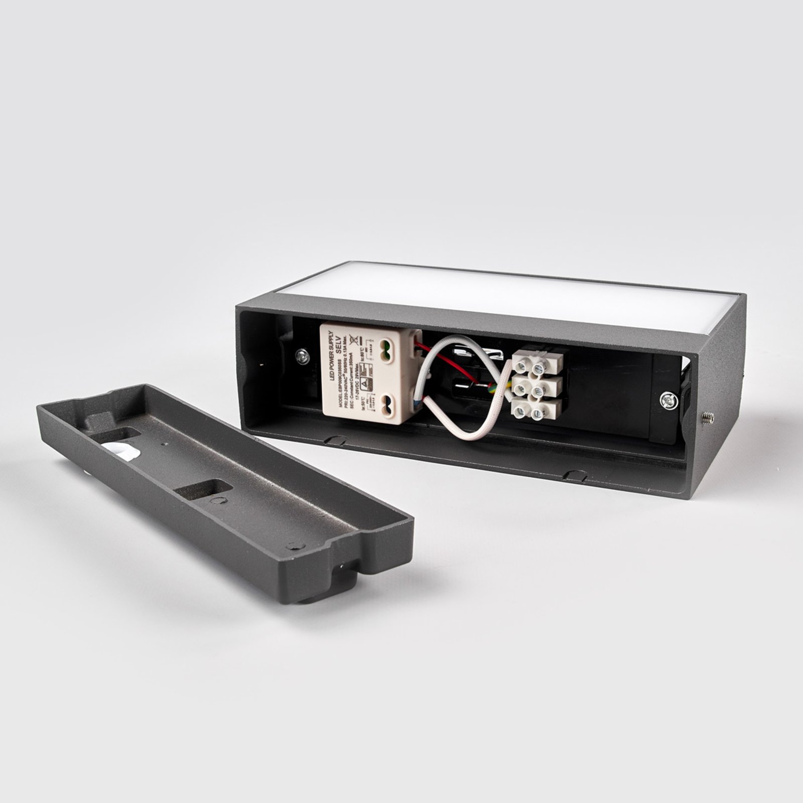 Lissi Außenwandleuchte IP54 Dark Grey - Lucande