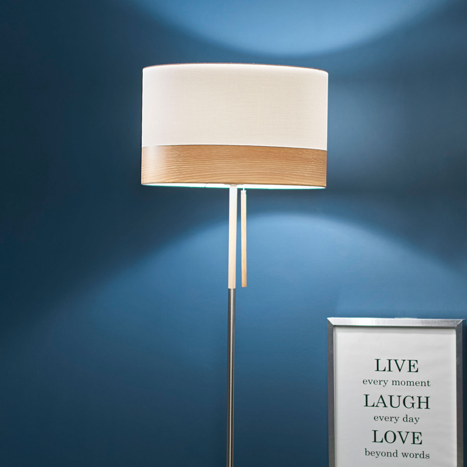 With a pull switch - floor lamp Libba, cream-wood