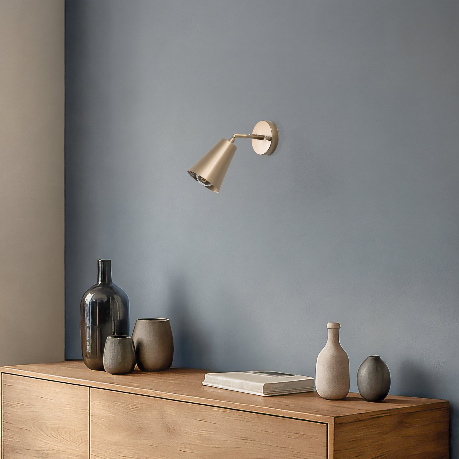 Applique murale Evander, dorée, métal, hauteur 21 cm, E27 Applique murale Evander, dorée, métal, hauteur 21 cm, E27