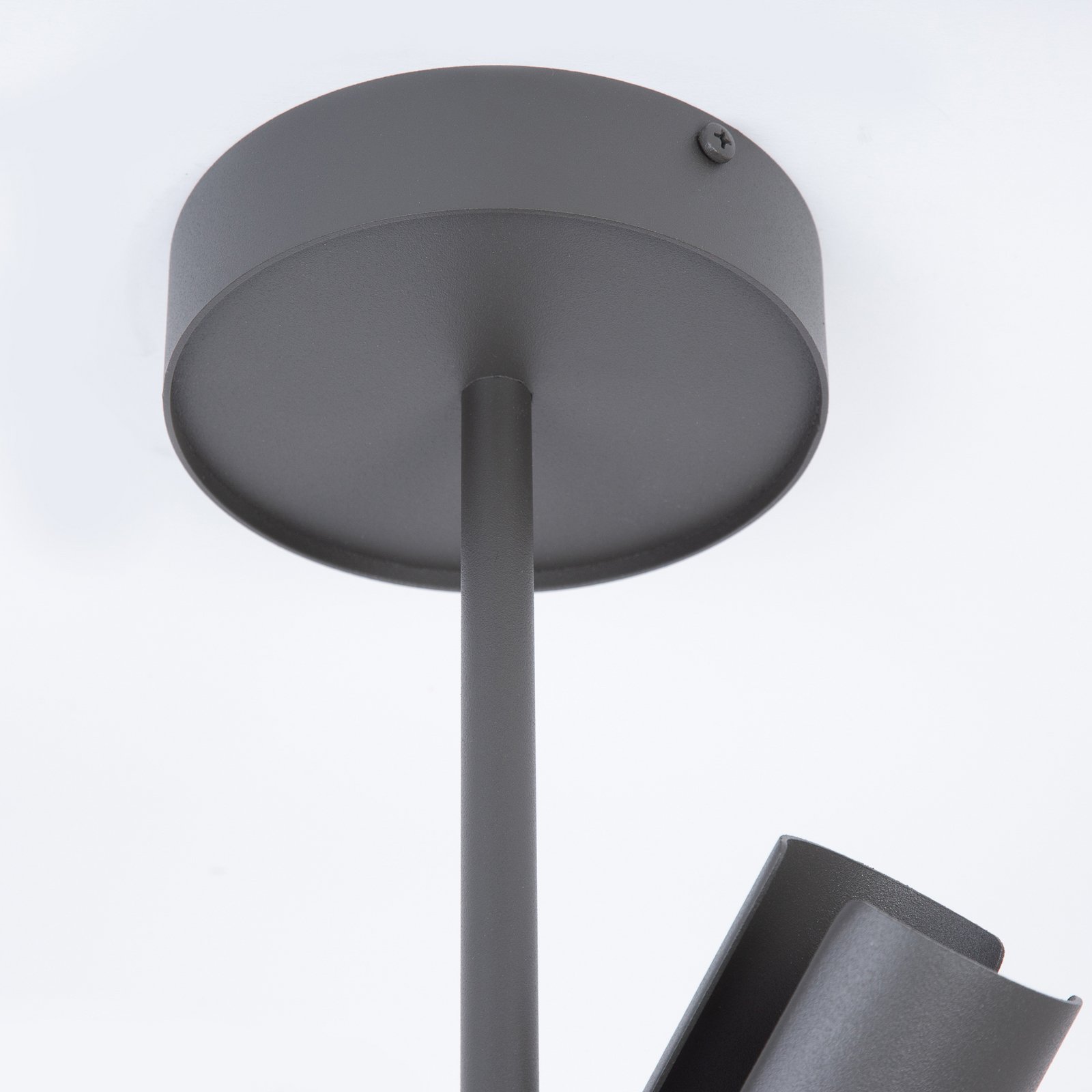 Deckenspot Leda 2, olivgrün, 2-flammig, Stahl, Höhe 55 cm