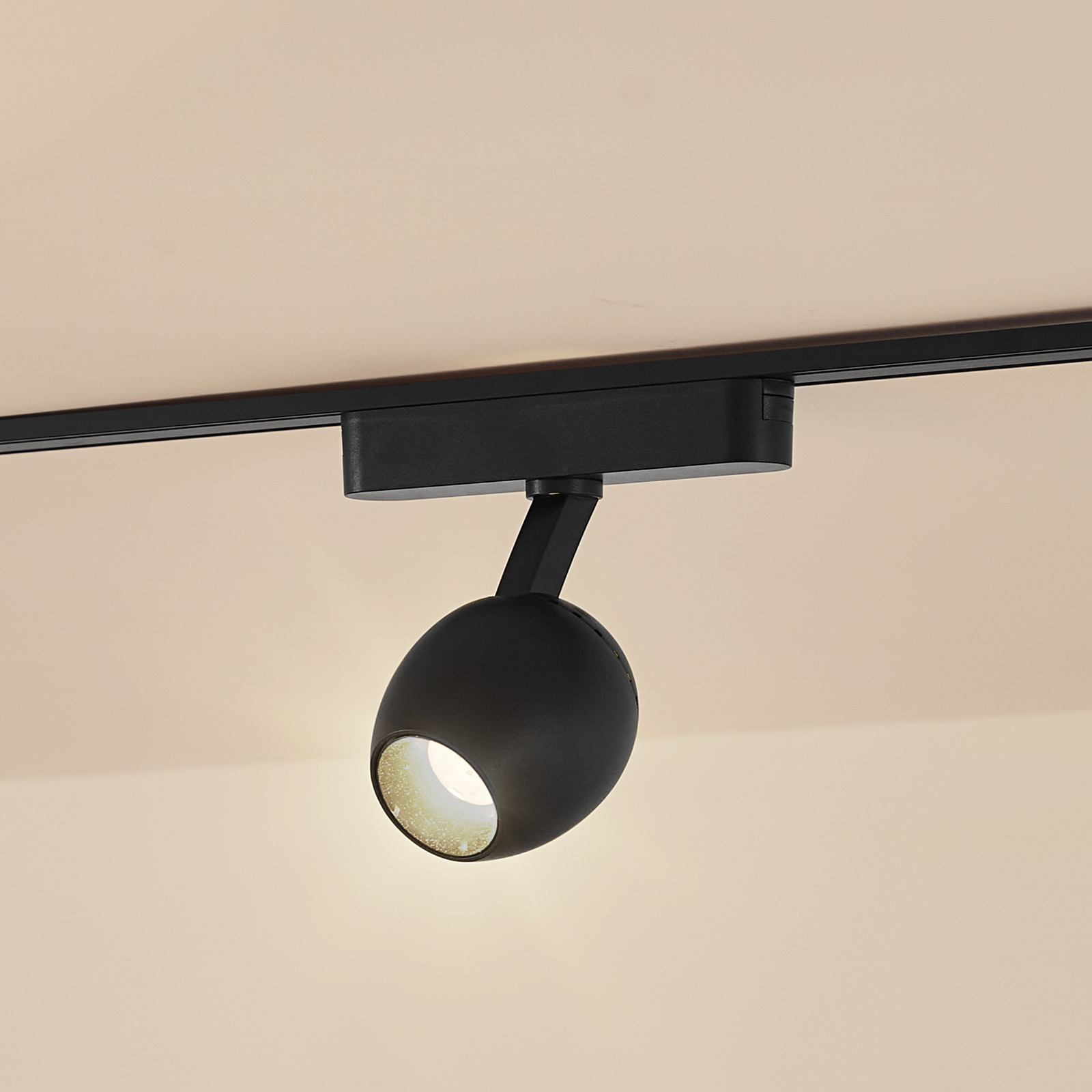 Lindby LED прожектор 48 V Lumaro, черен, Ø 6,2 cm, с възможност за димиране