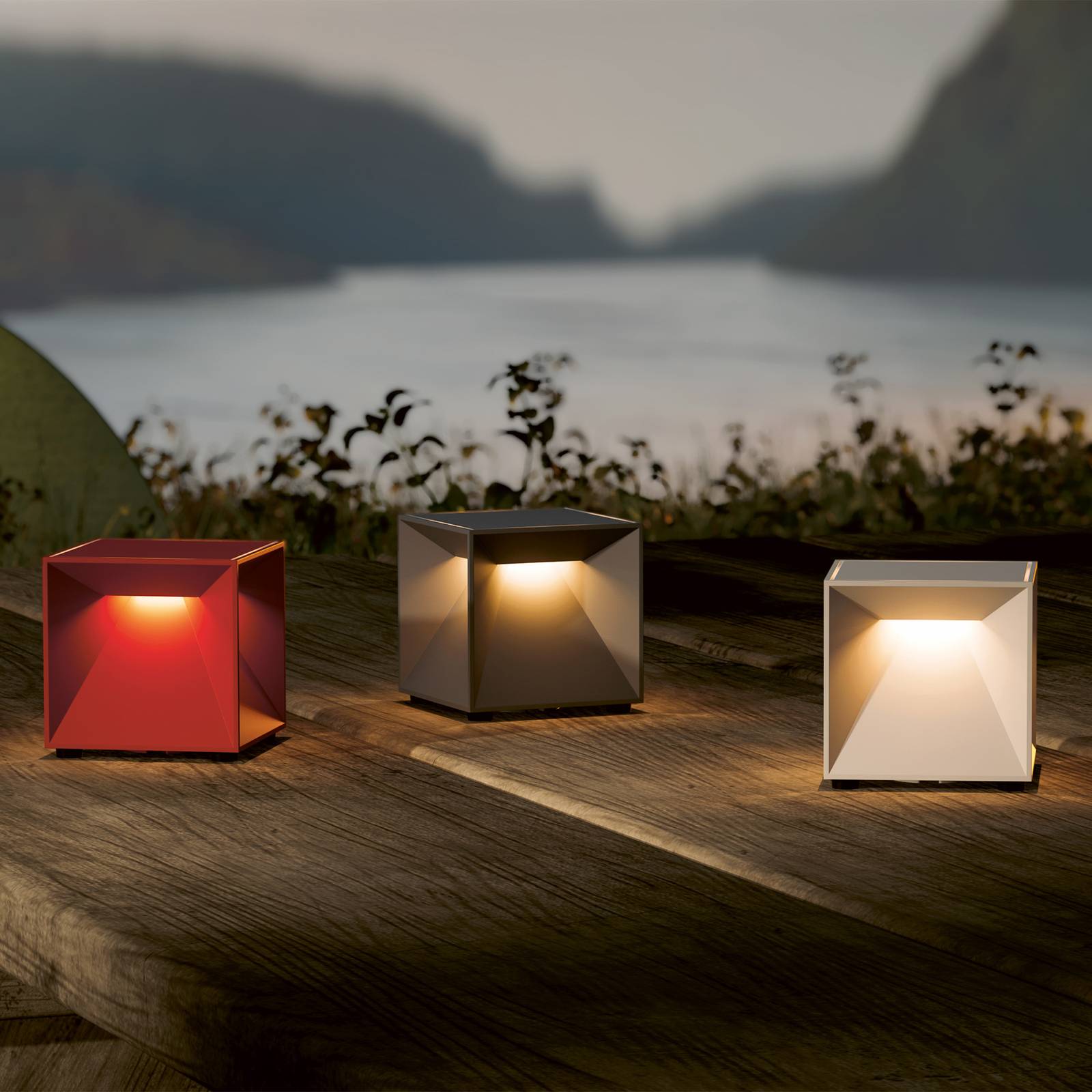 Akumulatorowa lampa stołowa LED Nutalis mini, beżowa, IP54, ściemniana