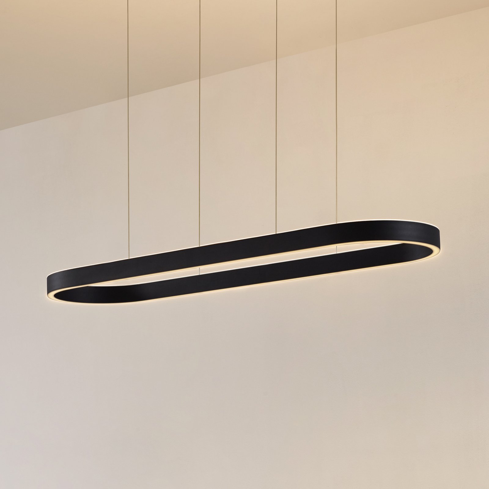 Lucande viedā LED piekaramā lampa Melinay, melna, CCT, Tuya