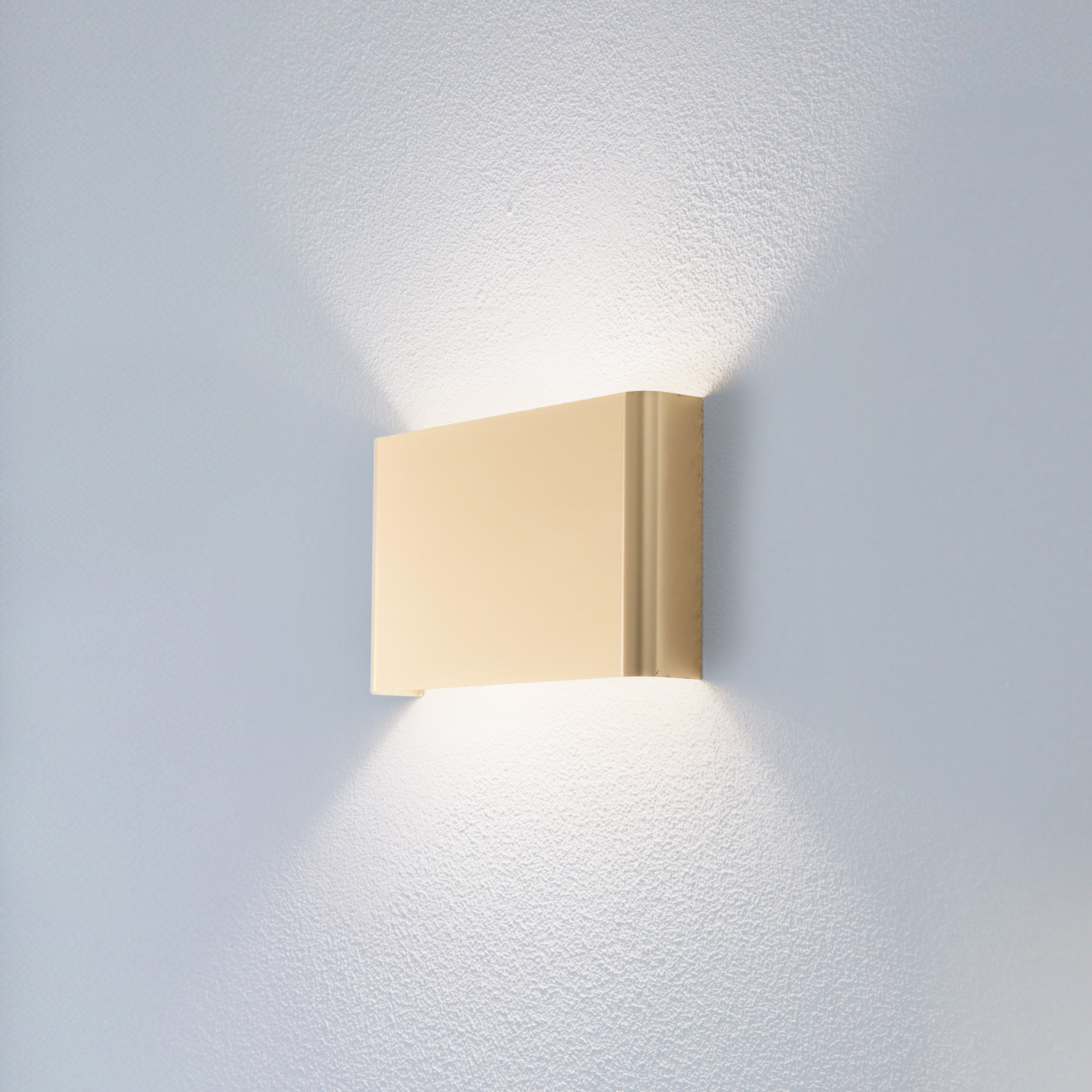 Sienas lampa Haga, zelta krāsā, metāls, 25 cm plata, G9