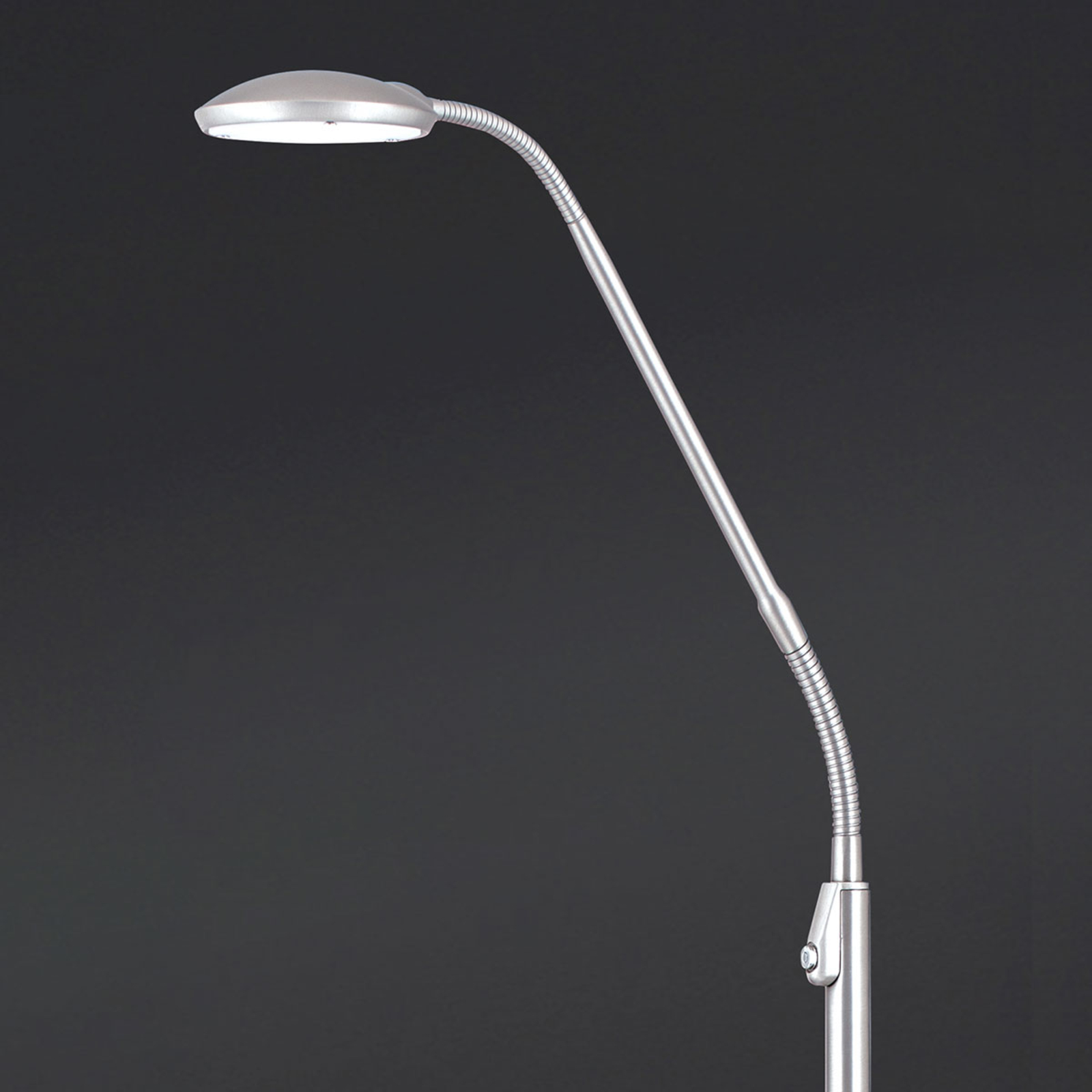 Lampadaire LED Cobra nickel à 1 lampe