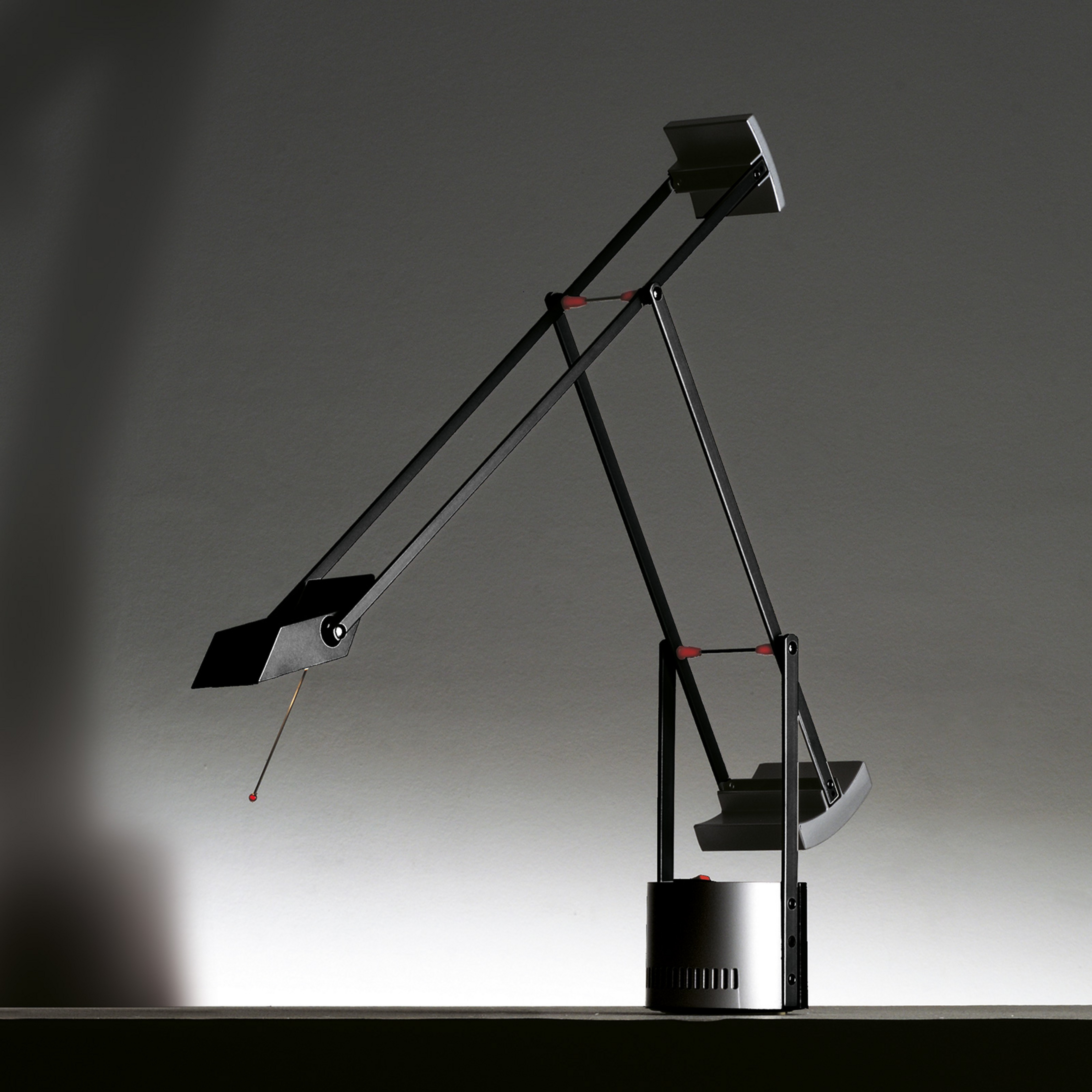 Tizio Micro T Lampe de Table Noir - Artemide