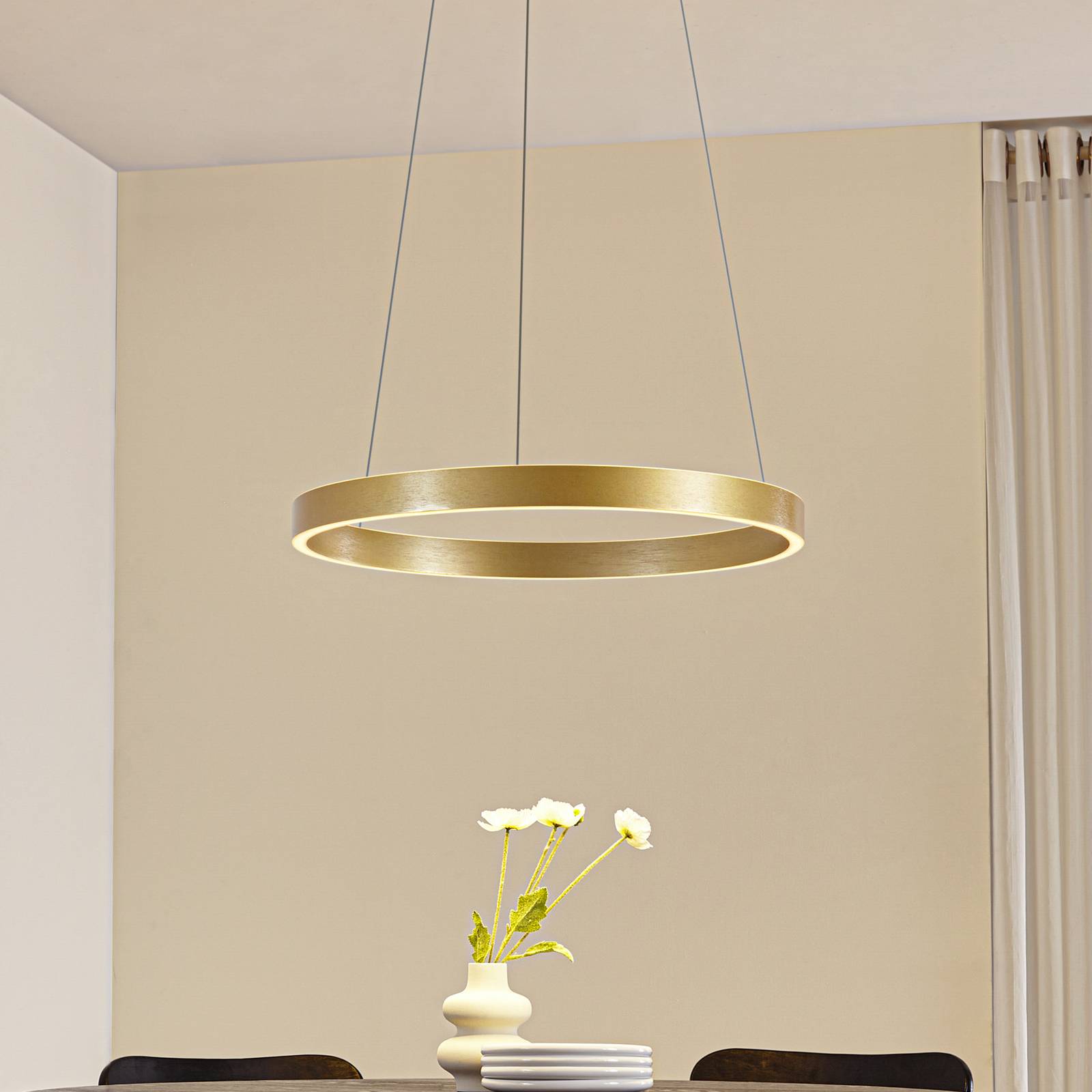 Lucande LED-Hängeleuchte Yonam, Ø 60 cm, 1-flg., gold, CCT günstig online kaufen