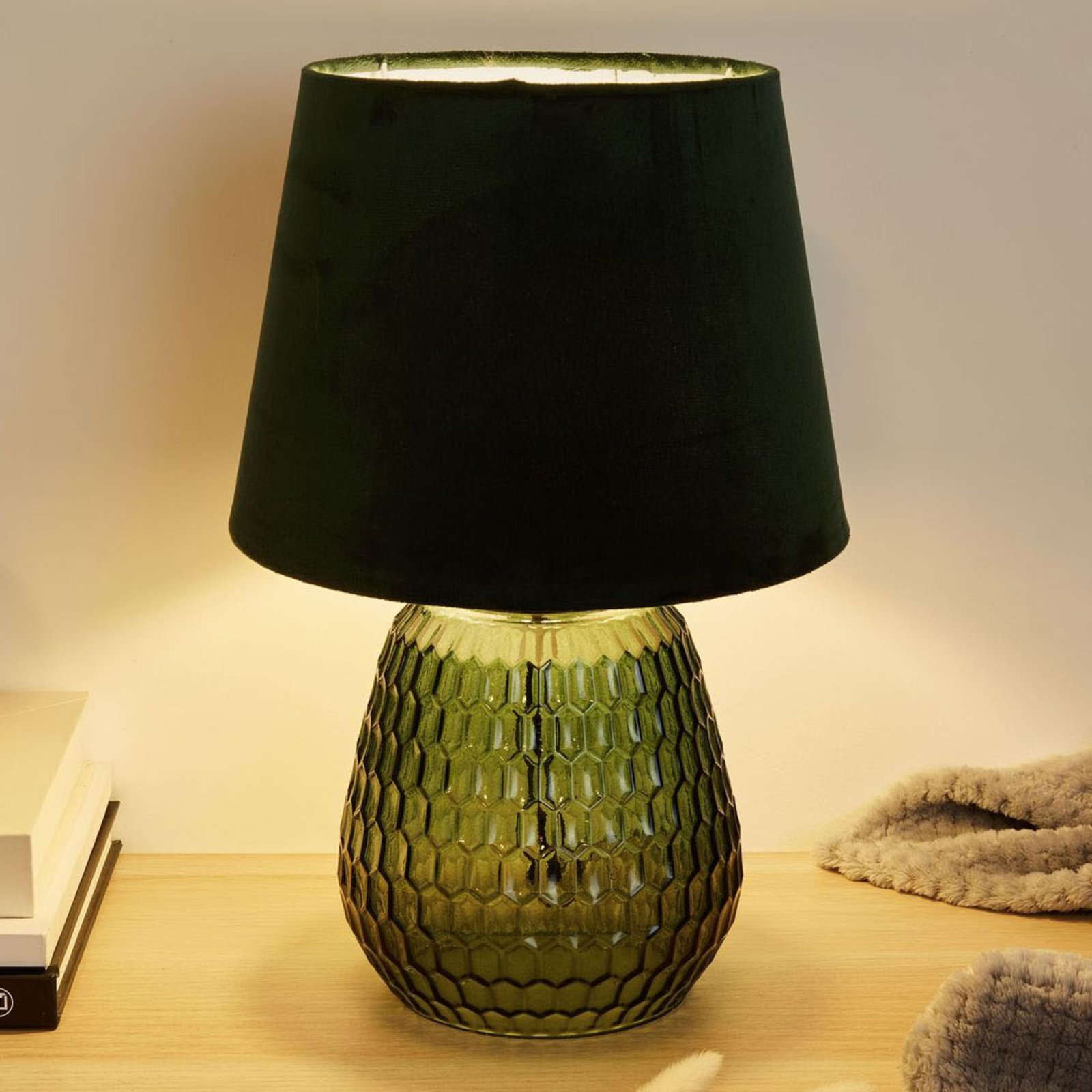 Pauleen Crystal Velours bordslampa med glasfot