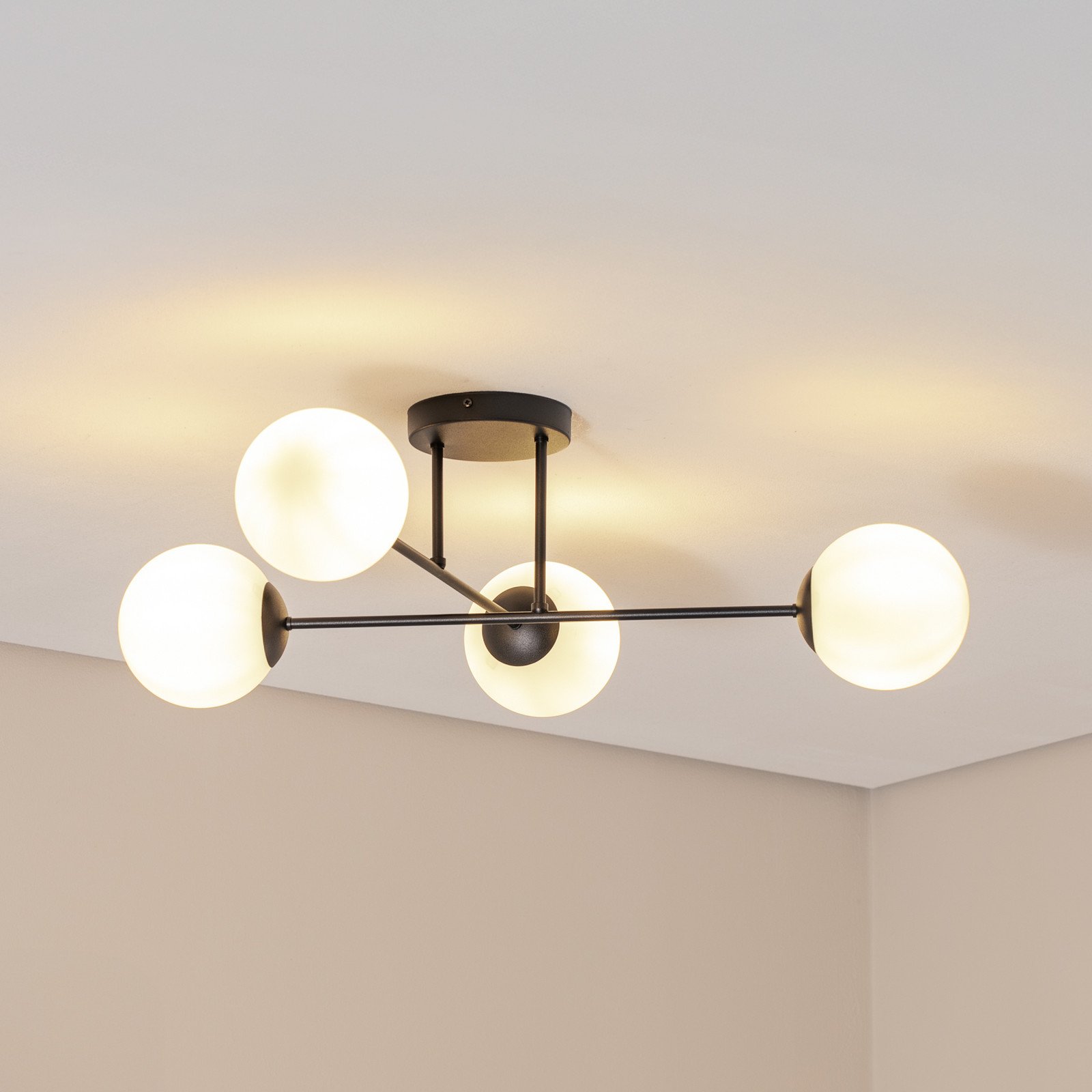 Euluna Plafonieră Glassy 4 becuri încrucișate negru/opal - Camera de zi / sufragerie - Modern - negru alb opal - Sticlă