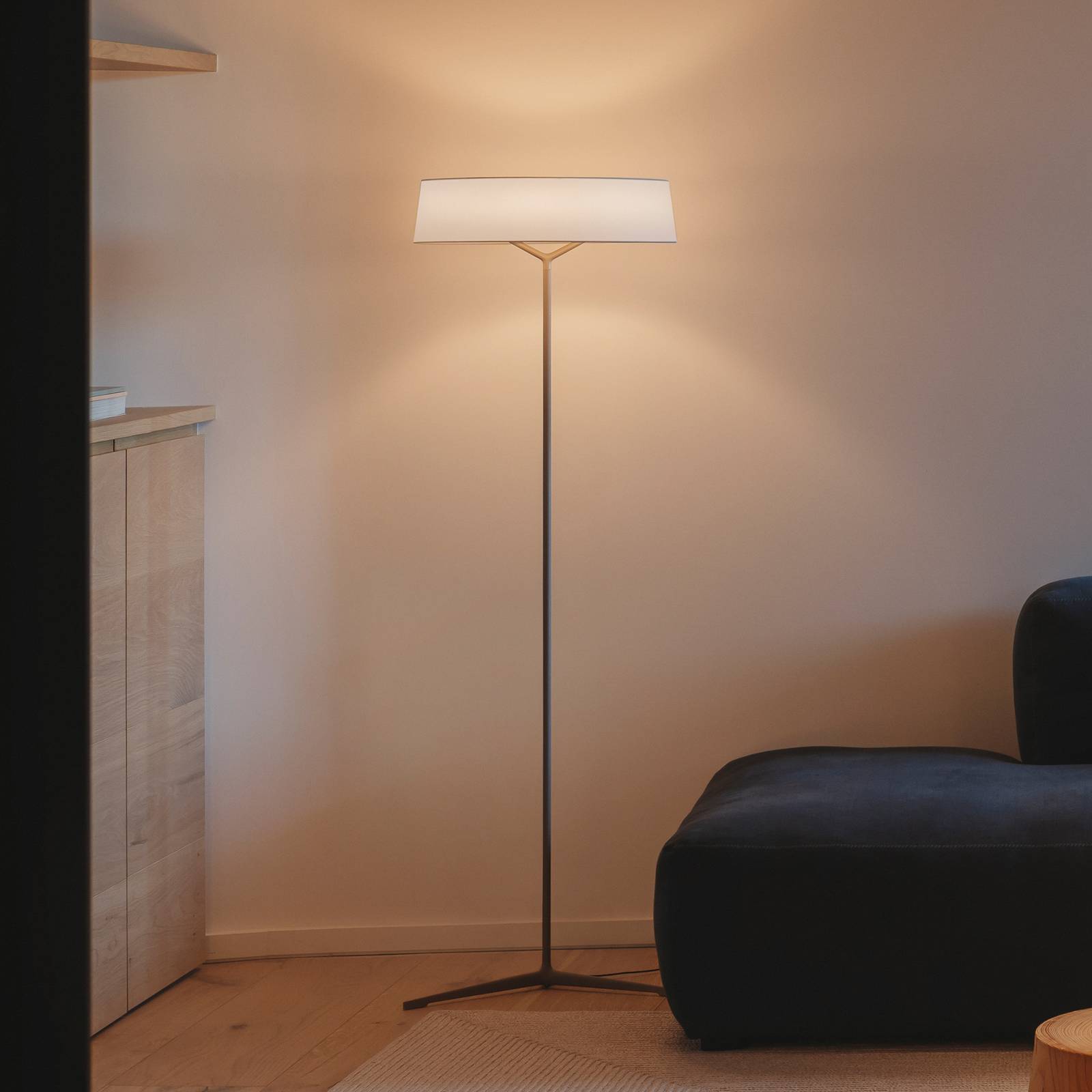 Lampadaire LED Vibia DAMA, beige, hauteur 140 cm Papier/métal