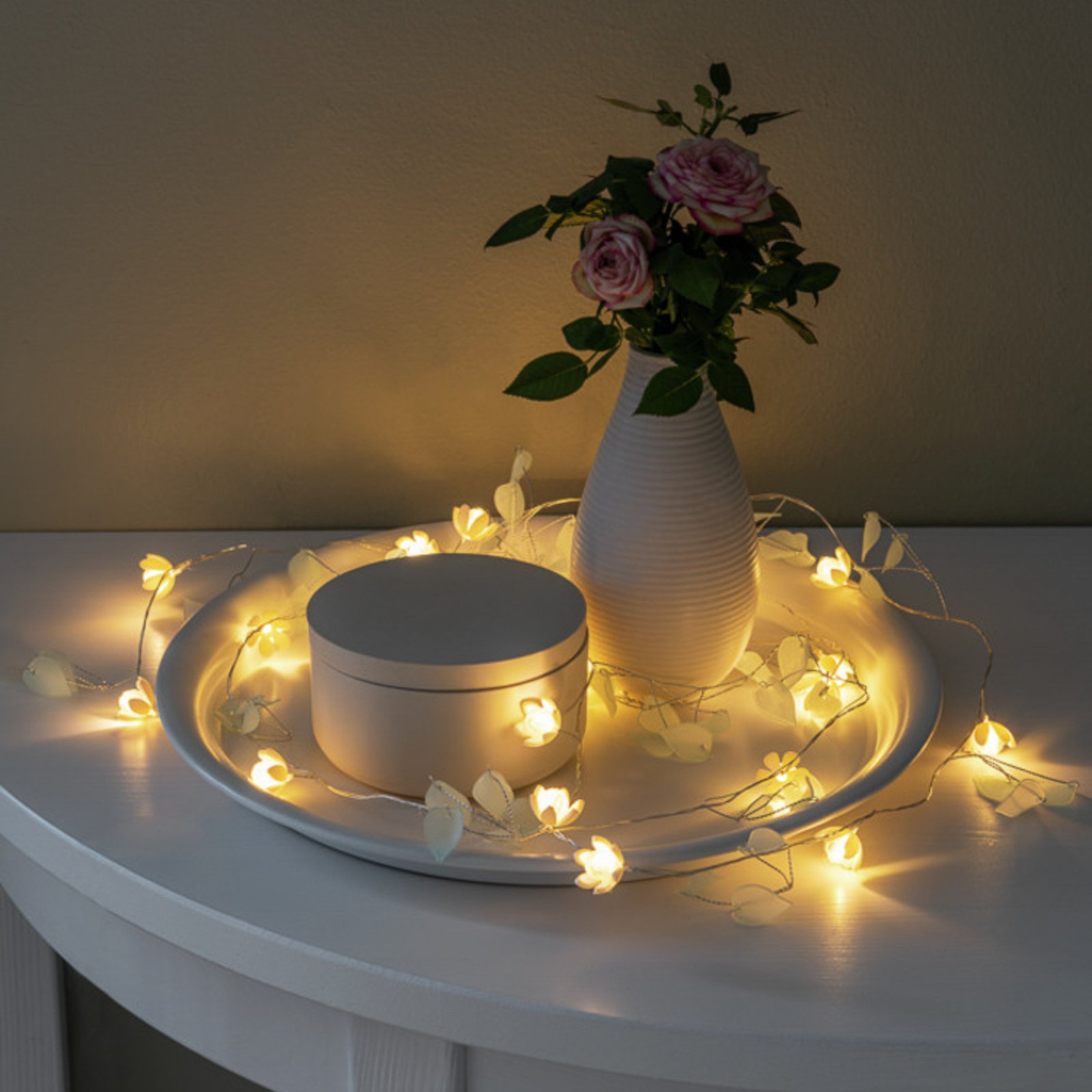 Leaves and Flowers LED string lights