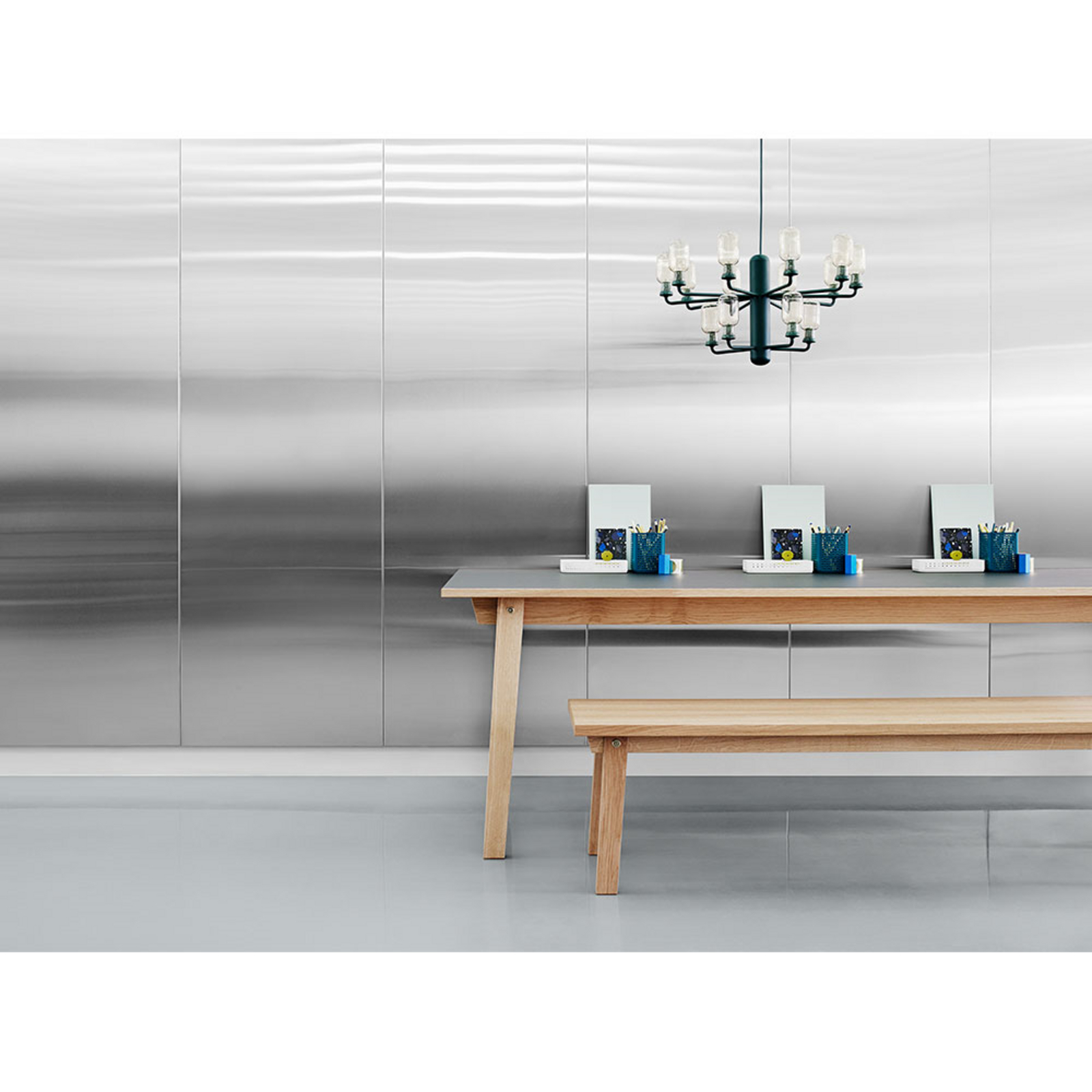 Amp Candelabru Small Smoke/Black - Normann Copenhagen