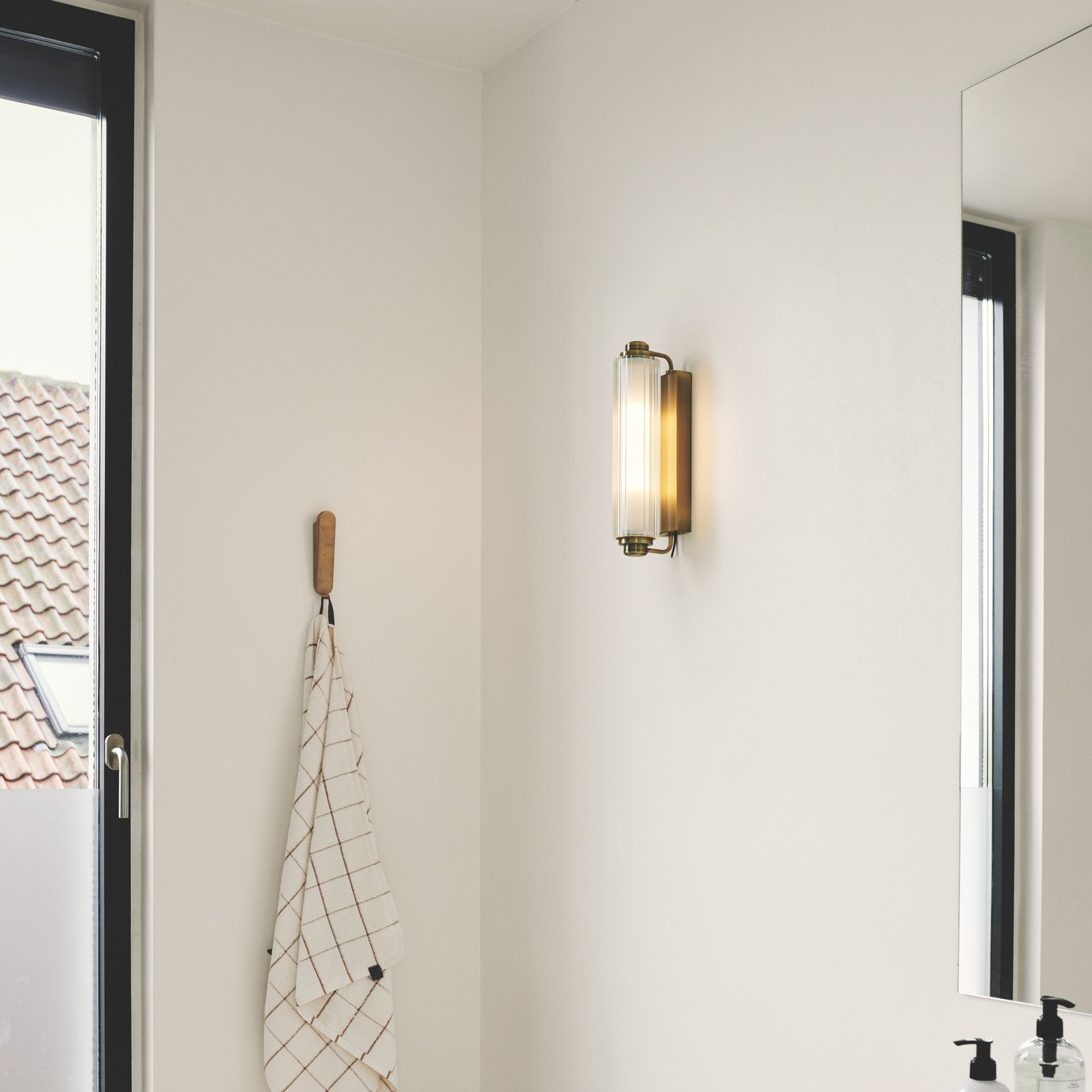 Nimal Double wall light, IP44, glass, metal, brass