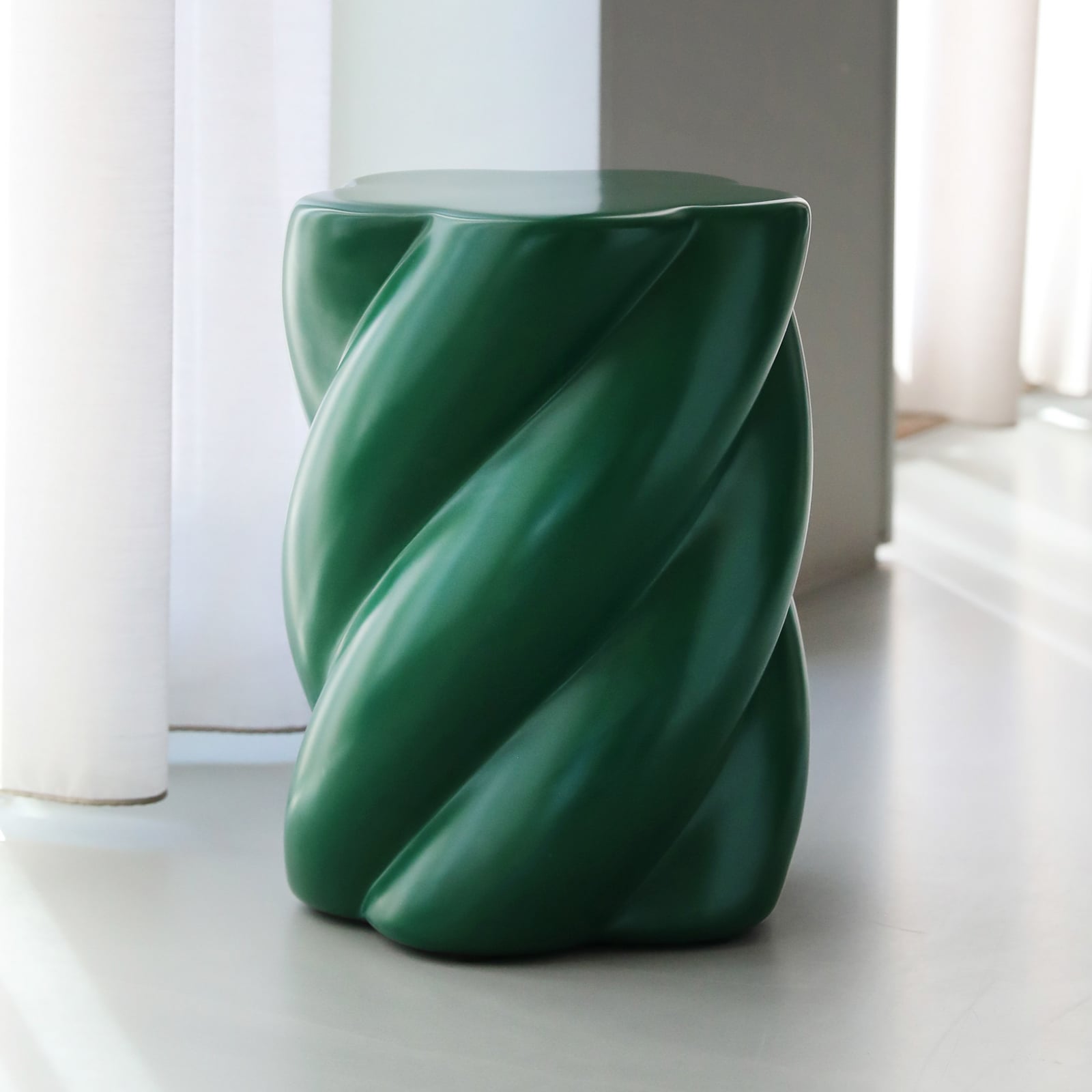 Tabouret Marshmallow, vert, hauteur 45 cm - &Klevering