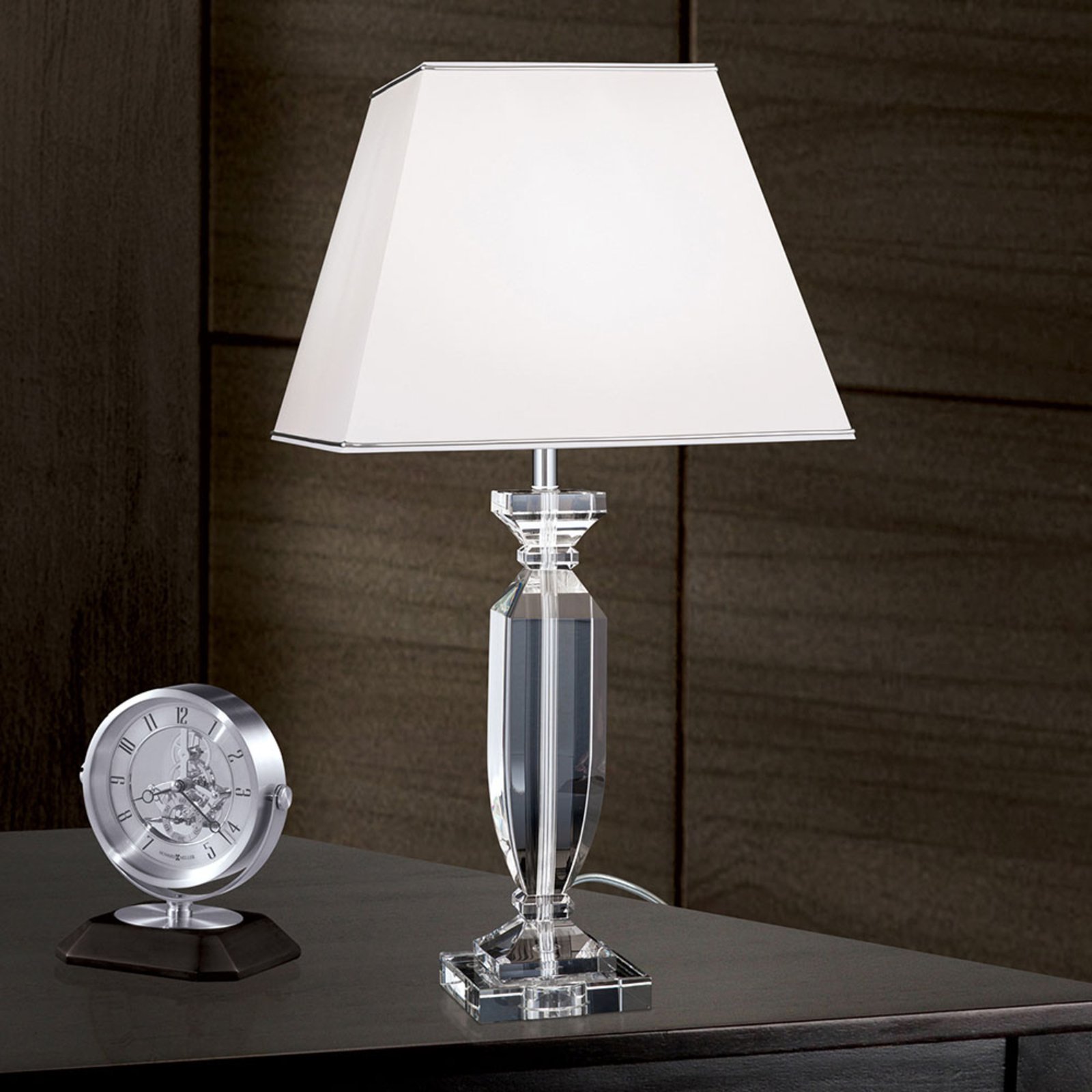 Pokal bordlampe med krystall krom/hvit