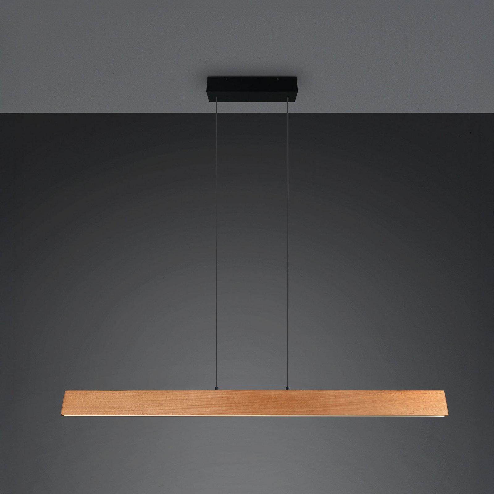 Edgewood LED függő lámpa, hossza 150 cm, fa színű fa, CCT Edgewood LED függő lámpa, hossza 150 cm, fa színű fa, CCT