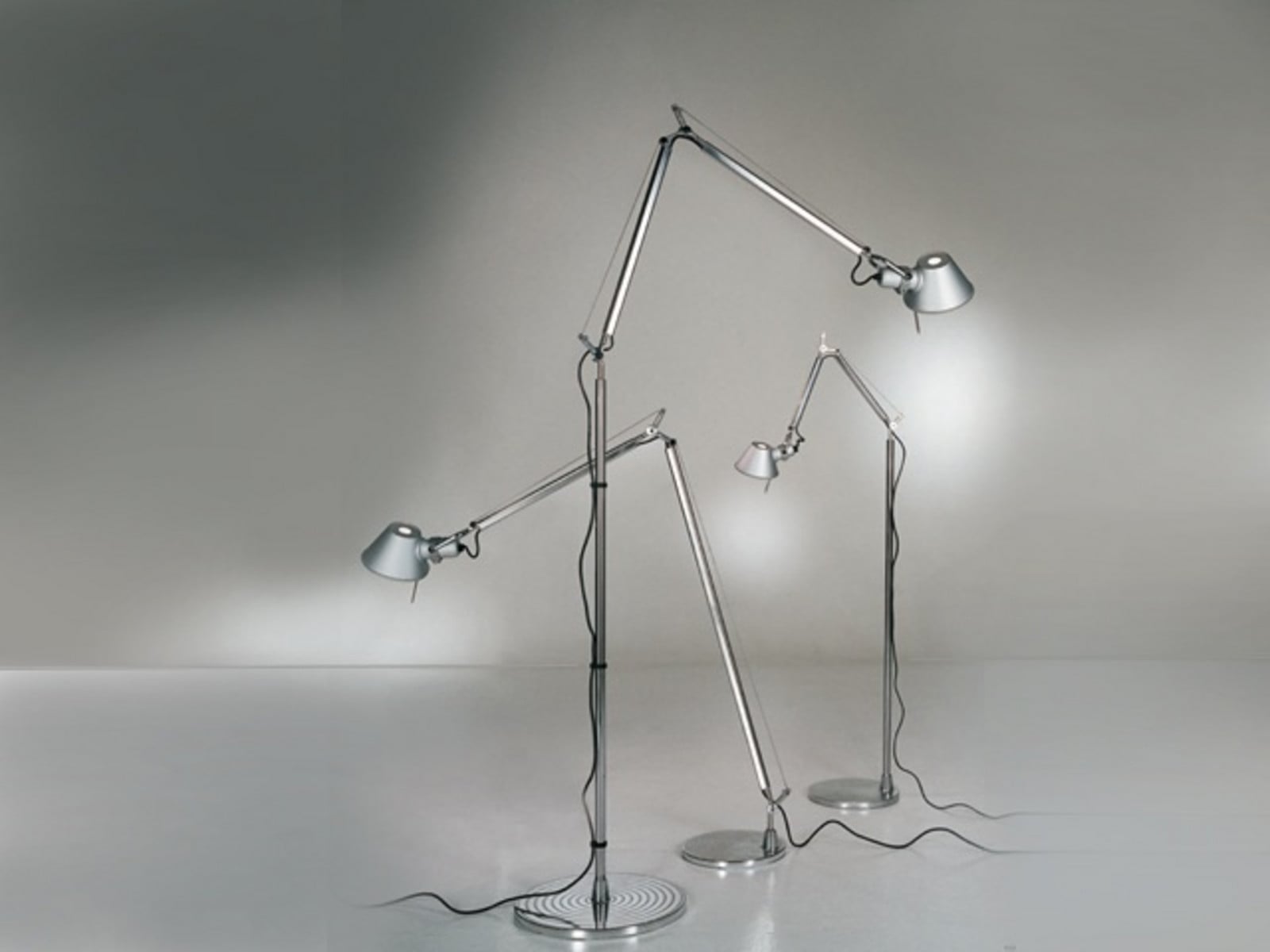 Tolomeo Reading Gulvlampe Sort m/Sort Fod Artemide - Stue - Aluminium