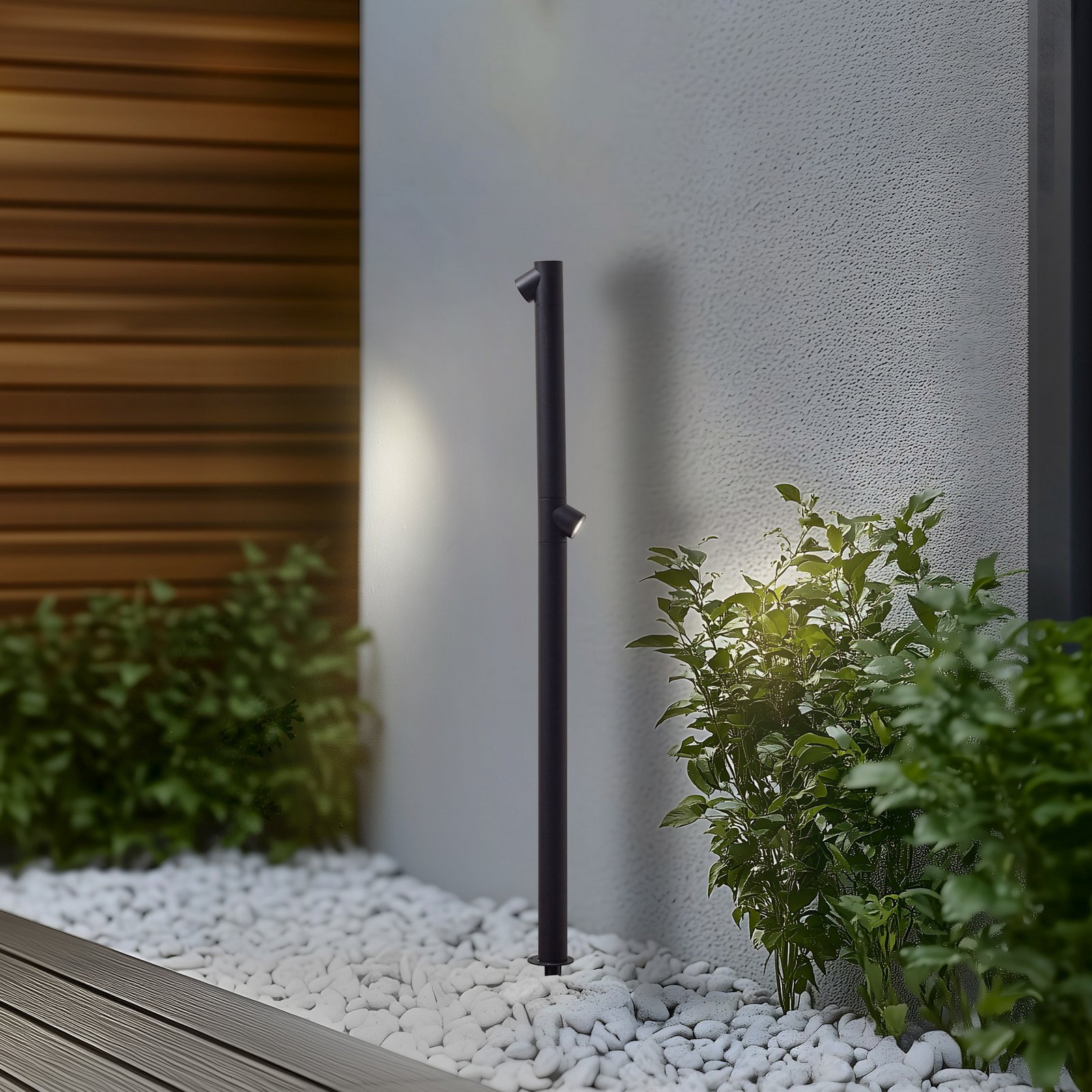 Lindby LED-Wegeleuchte Luzian, Höhe 120cm, schwarz, Erdspieß