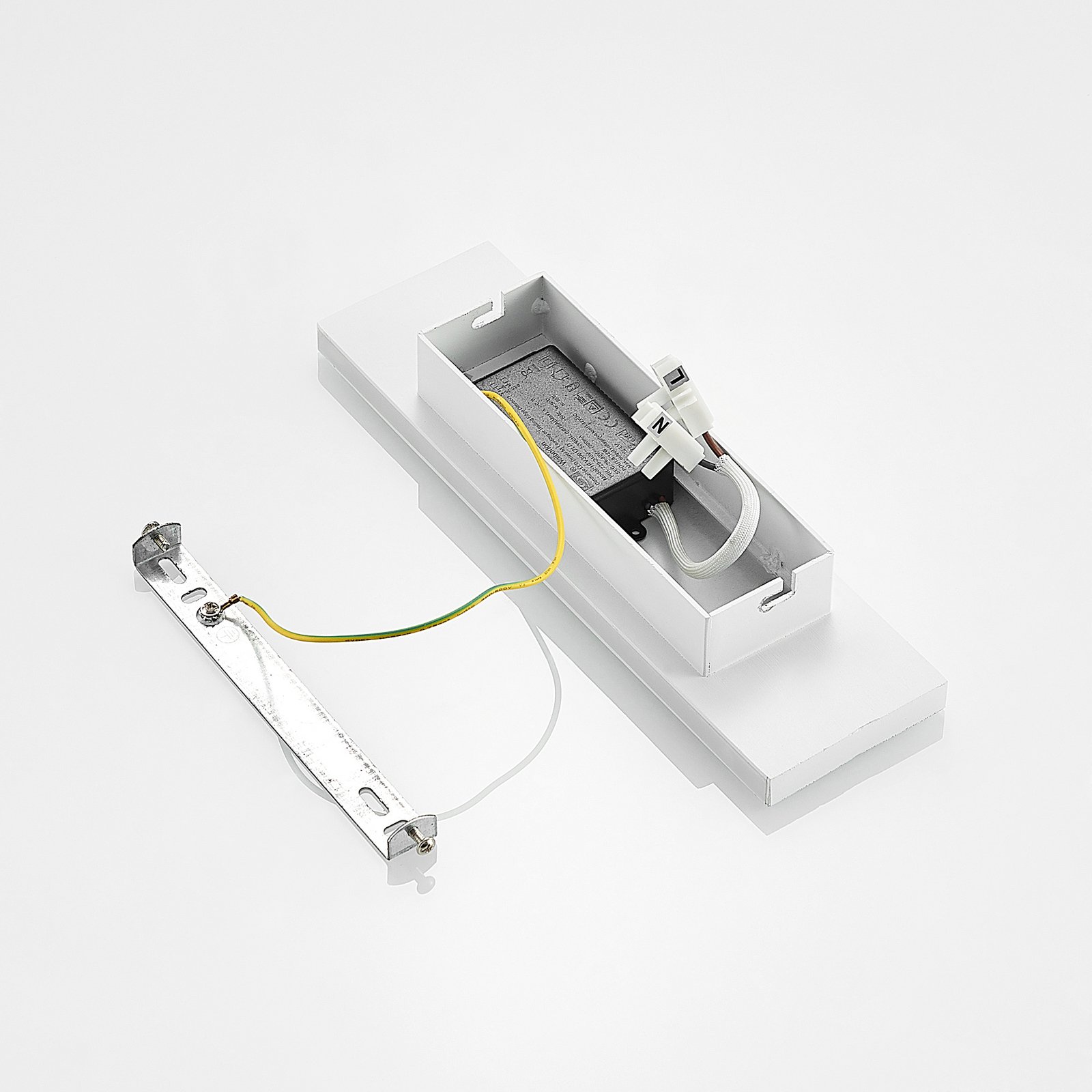 Ignazia LED Aplique de Pared L28 White - Lindby
