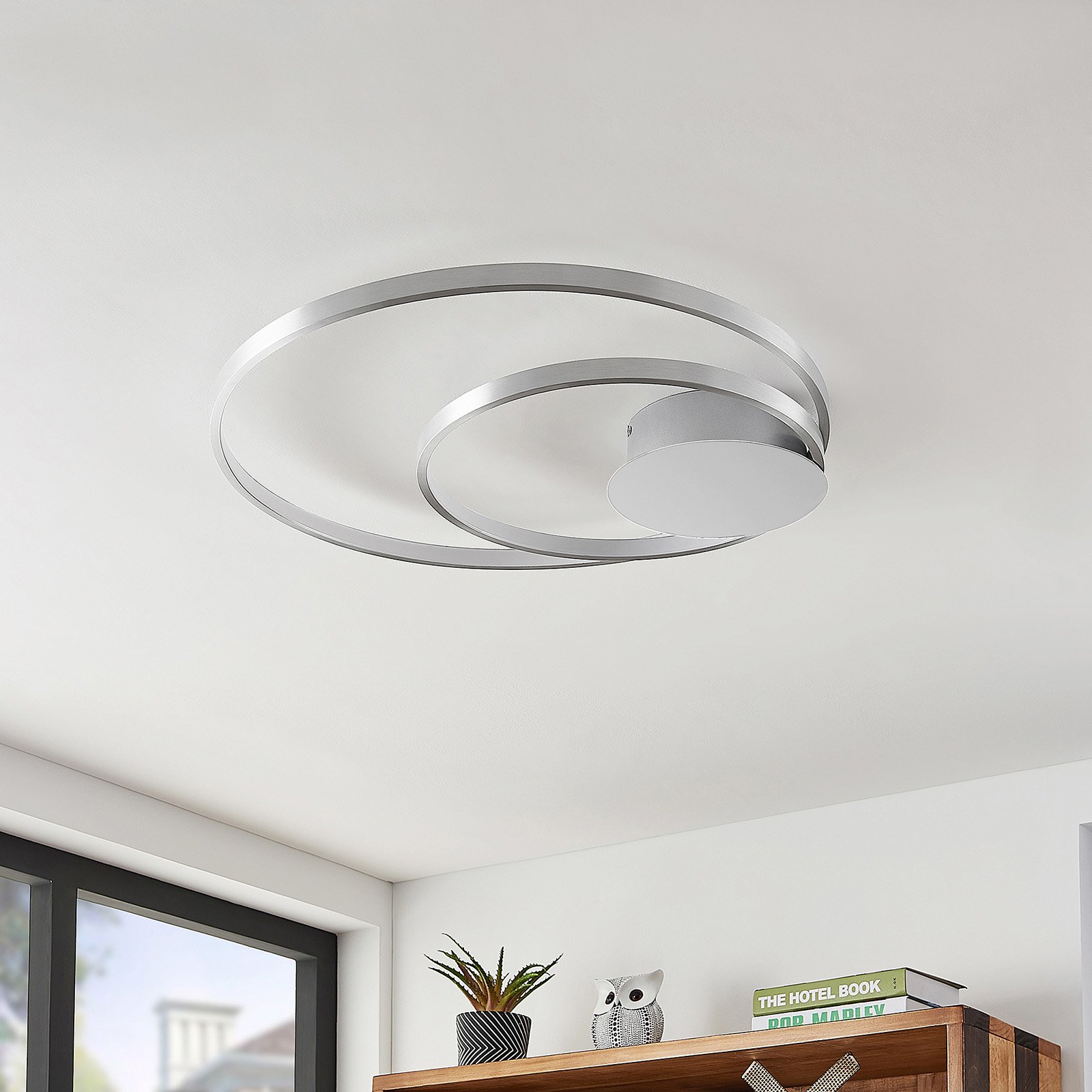 Lindby Nerwin LED plafondlamp, rond, alu/chroom