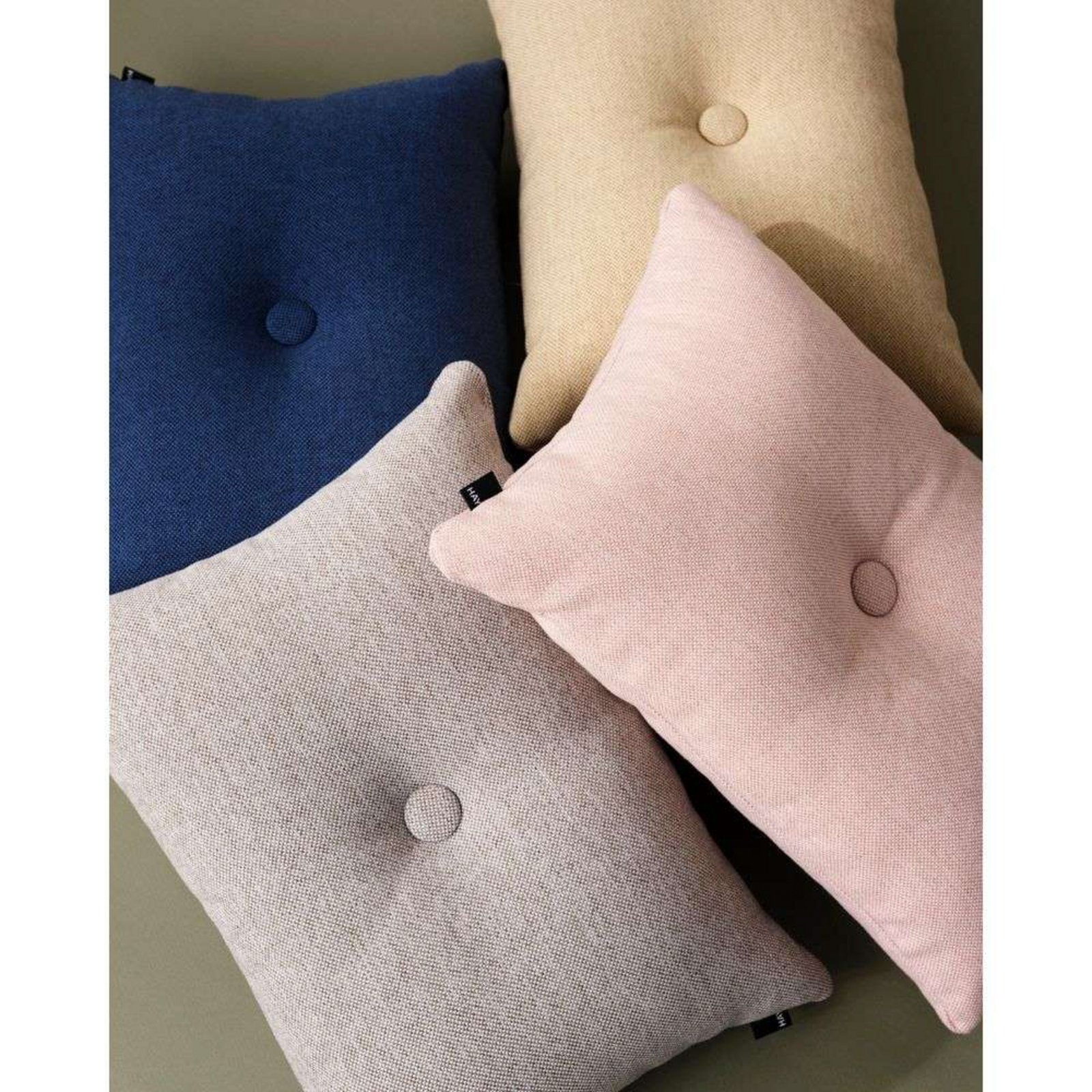 Dot Cushion Mode 1 Dot Pastel Pink - HAY