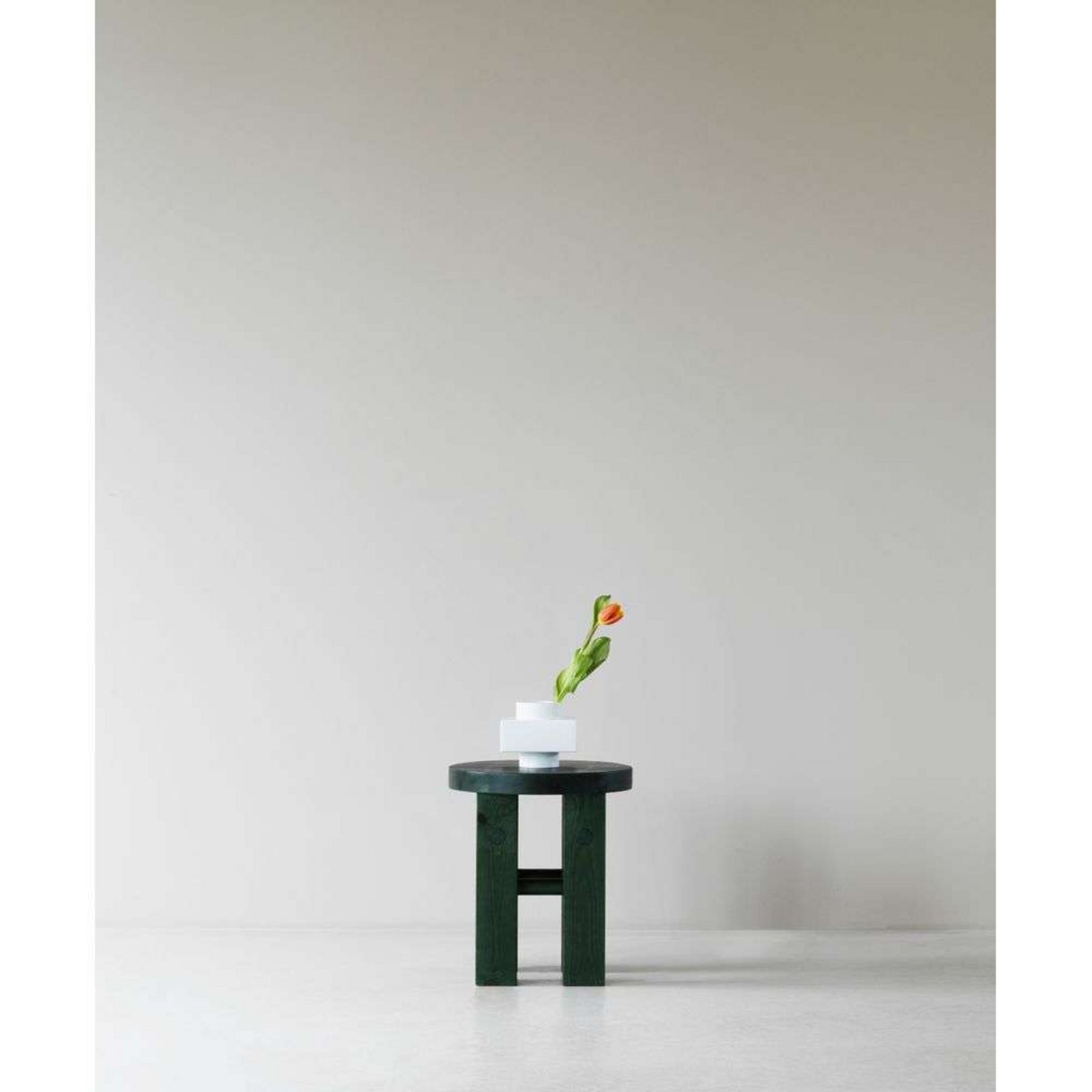 Fyr Stool tamno Zelena - Normann Copenhagen