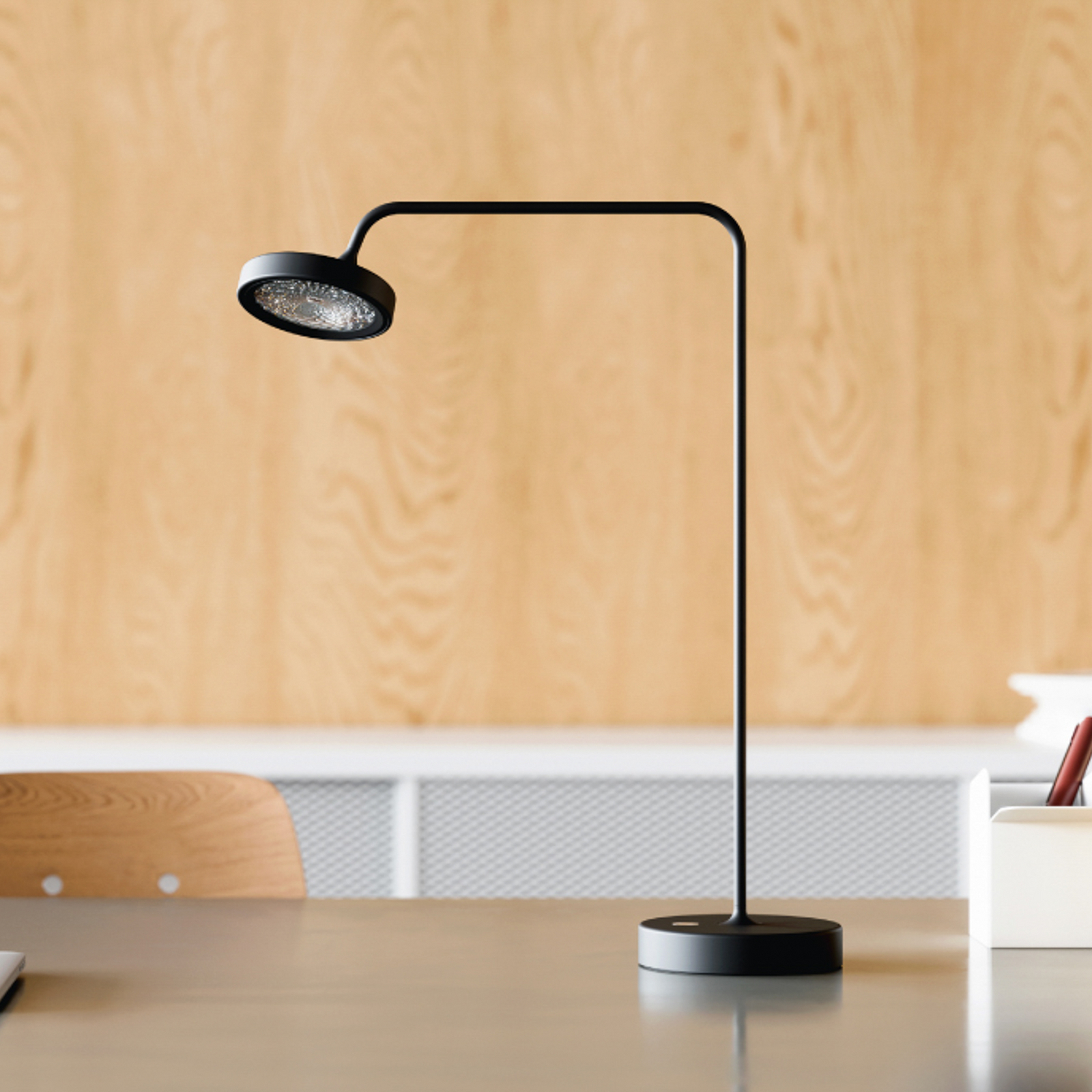 Lampa stołowa LED Nivo, czarna, wysokość 49 cm, ściemniacz 50° – Sigor