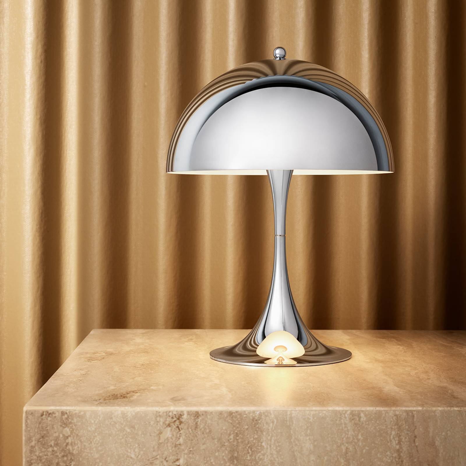 Louis Poulsen Panthella Mini lampa stołowa, chrom