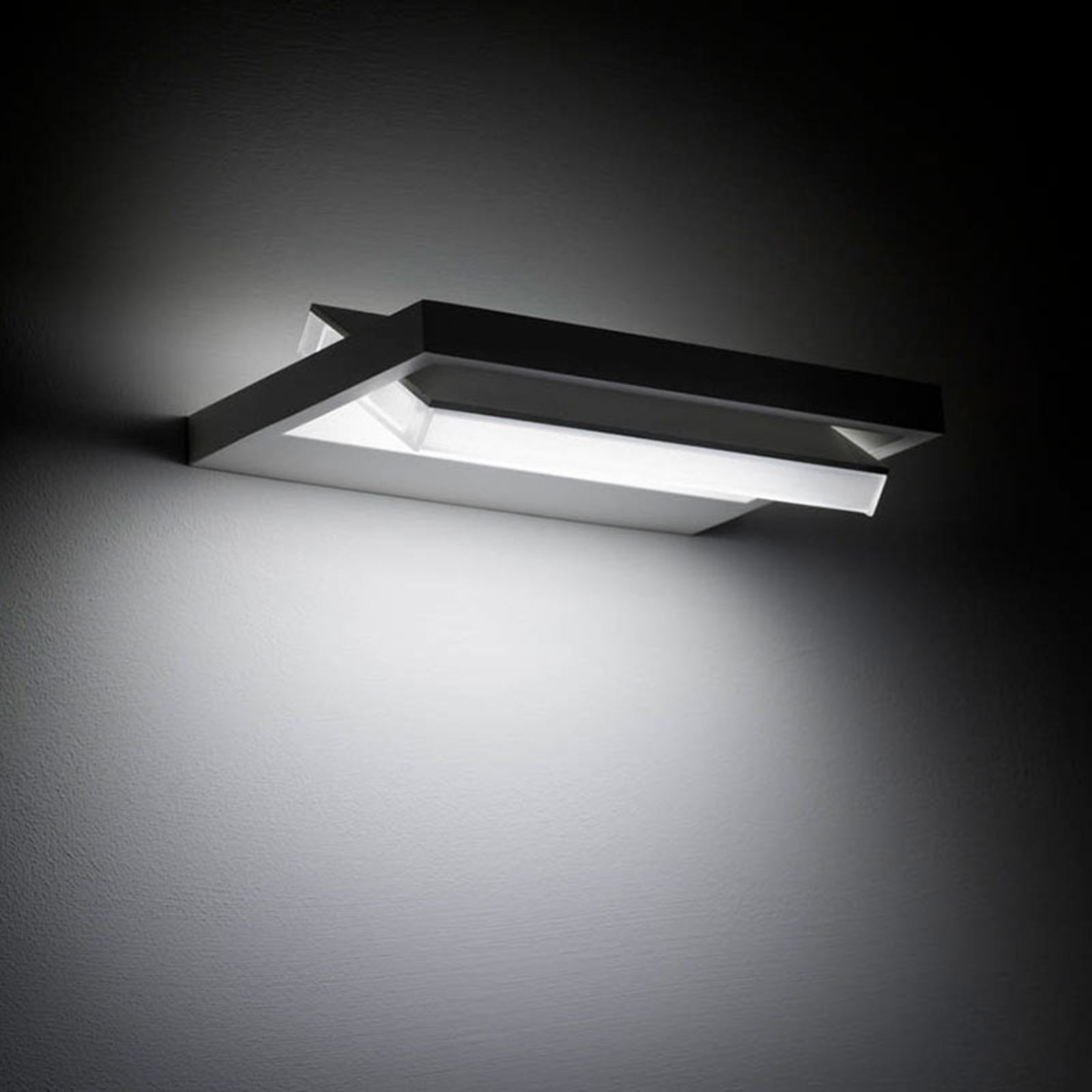 LED stenska svetilka Tableta W1, širina 24 cm, bela