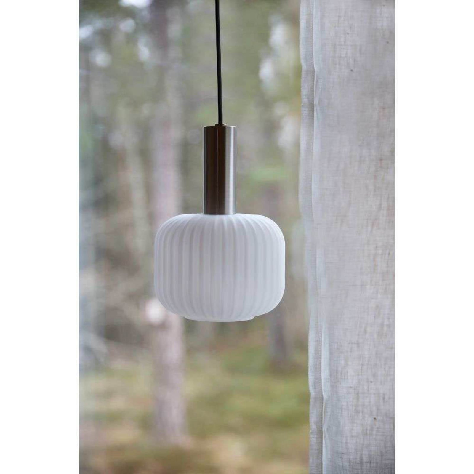 Sober Taklampa Small Steel/White Marksl&ouml;jd - Vardagsrum - Glas