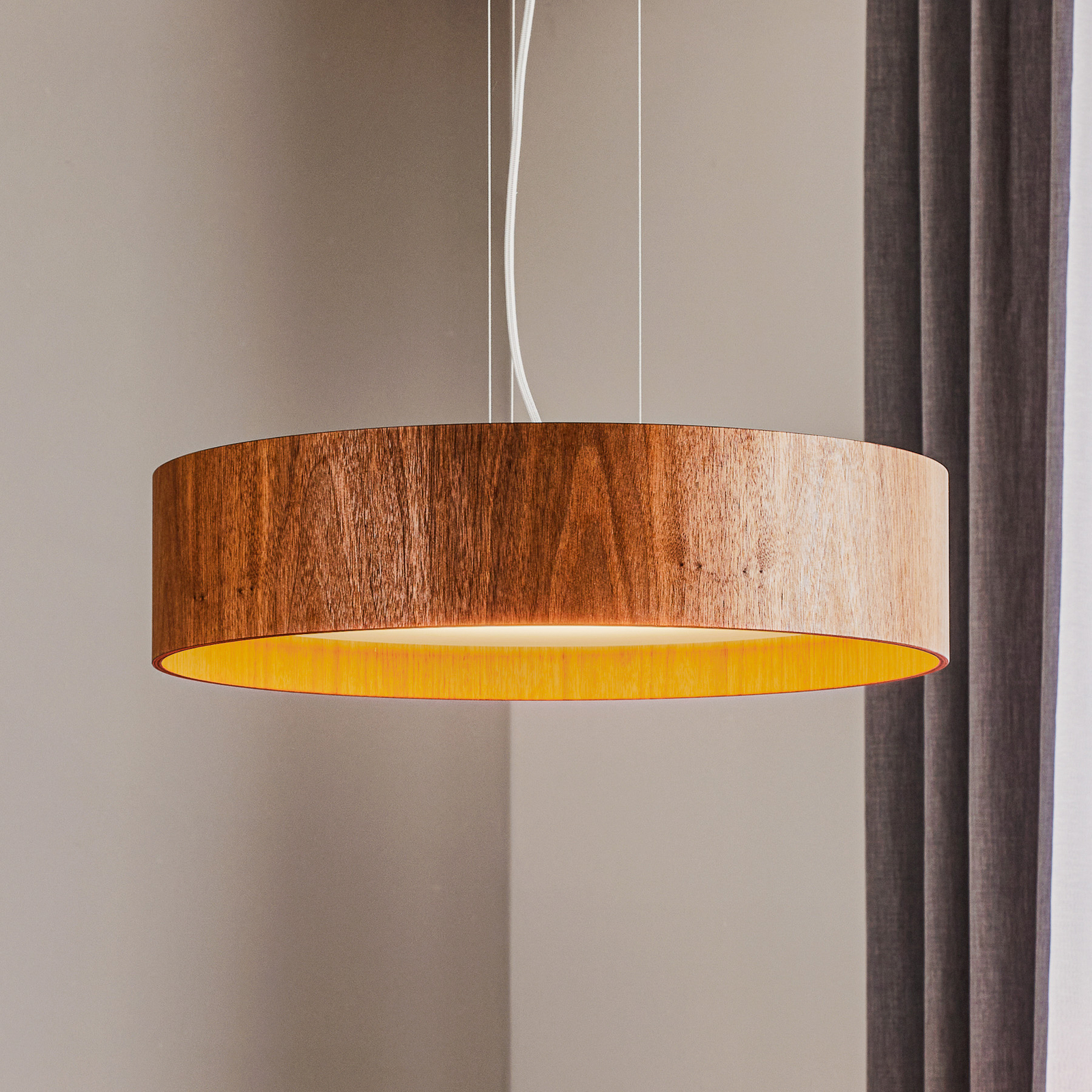 Lámpara colgante de nogal Lara Wood con LEDs
