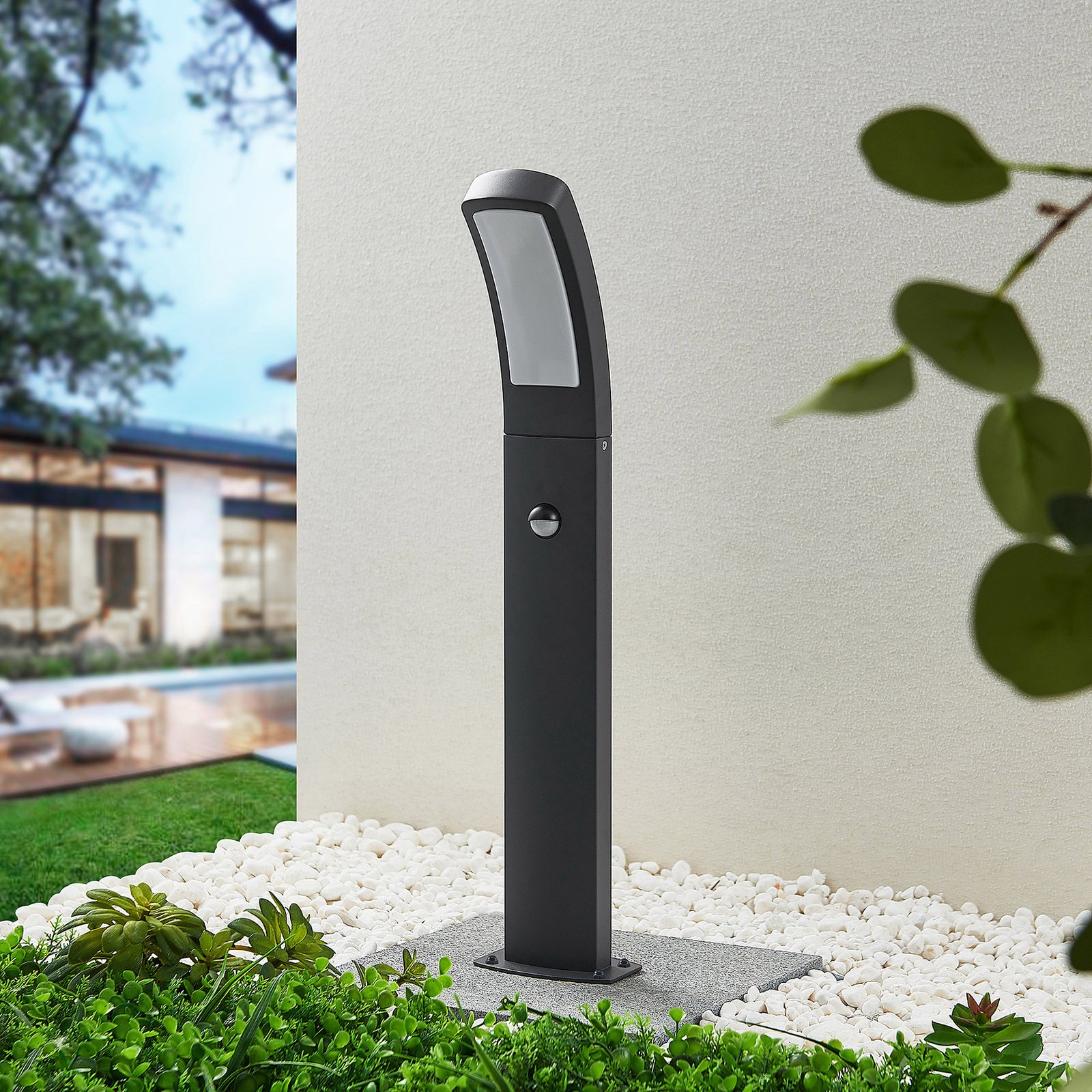 Moshe Candeeiro de Jardim com Sensor Dark Grey - Lindby