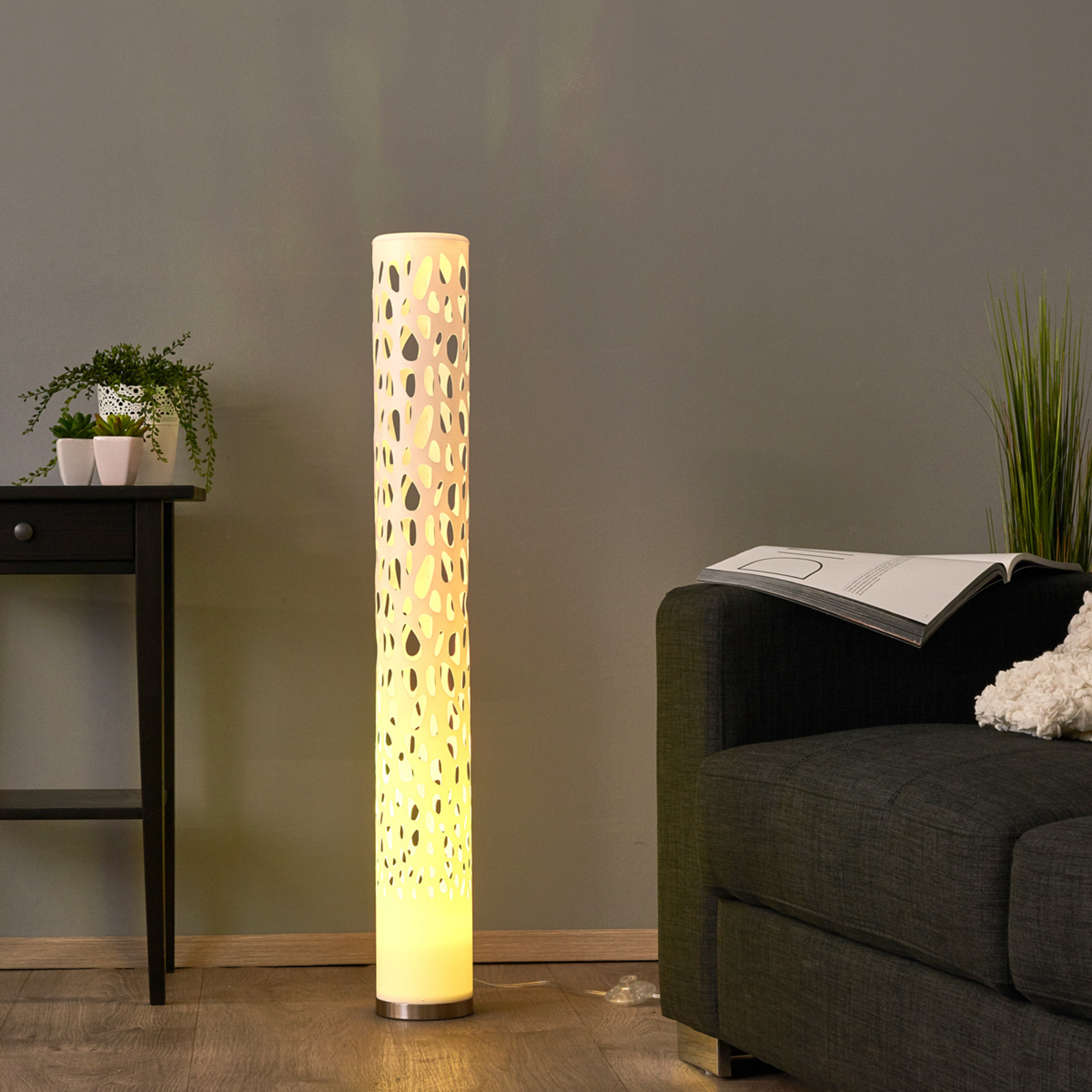 Dekoracyjna lampa stojąca LED RGB ALISEA