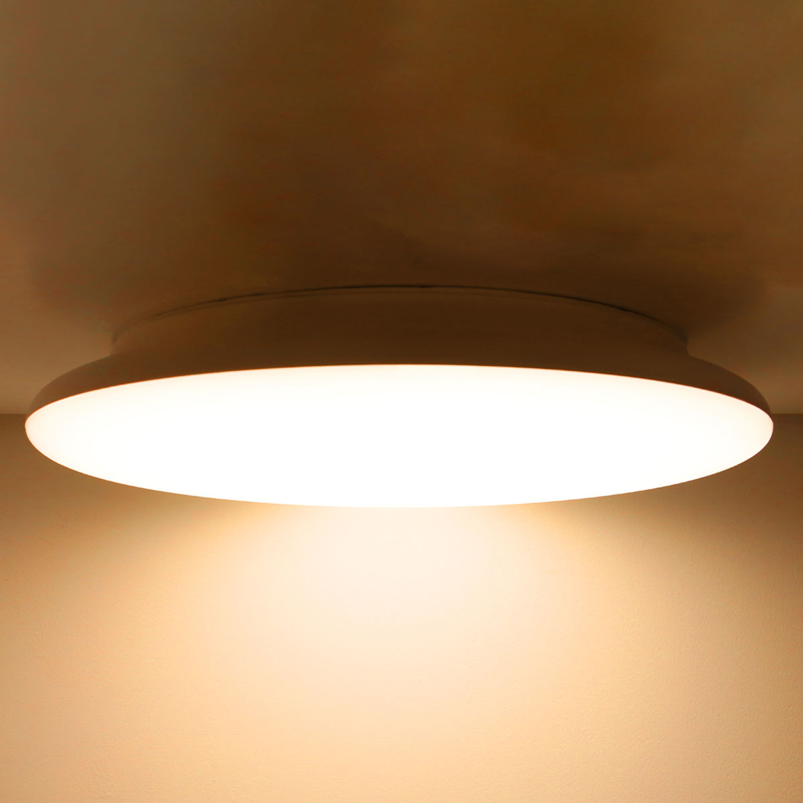 SLC LED-loftlampe, dæmpbar, IP54 Ø 40 cm 3.000K