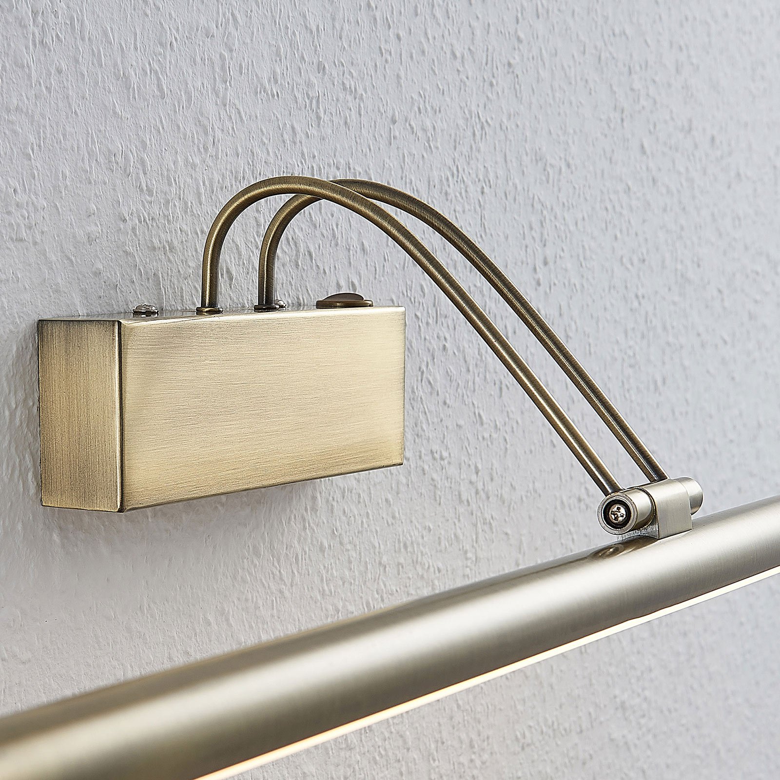 Mailine LED Aplique de Pared Antique Brass - Lindby