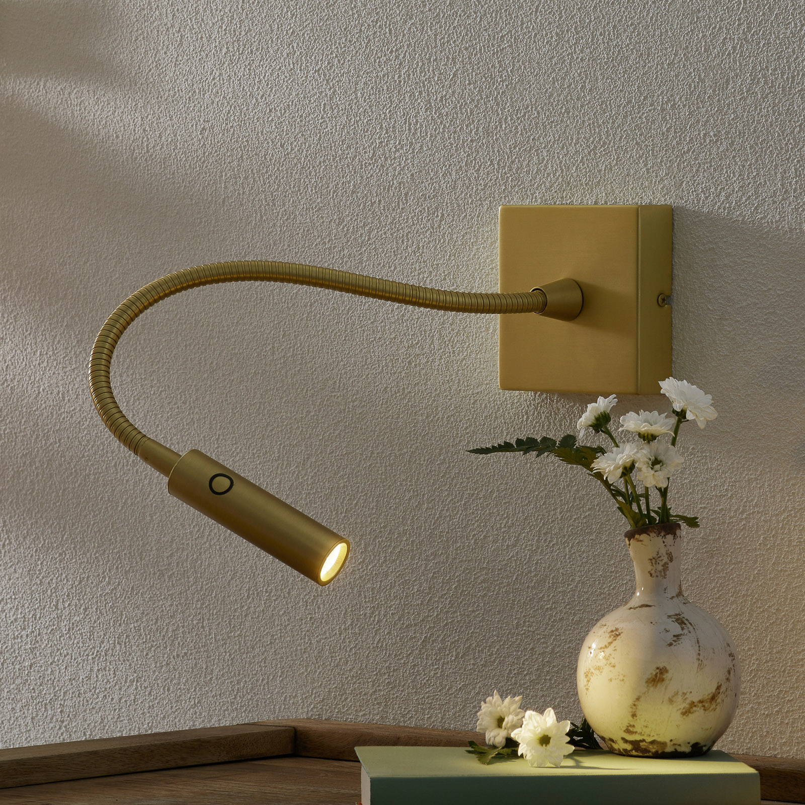LEDS-C4 Tip LED wall light, flexibly adjustable, for Bedroom, aluminium, 2.2 W, energy efficiency: A+