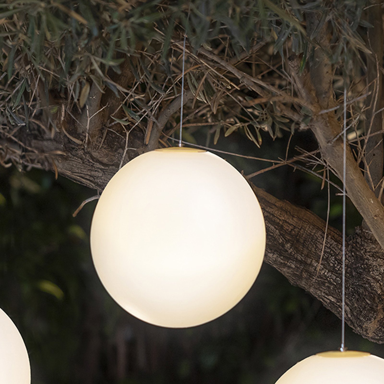 Newgarden Pianeta LED outdoor hanging light Ø 25cm