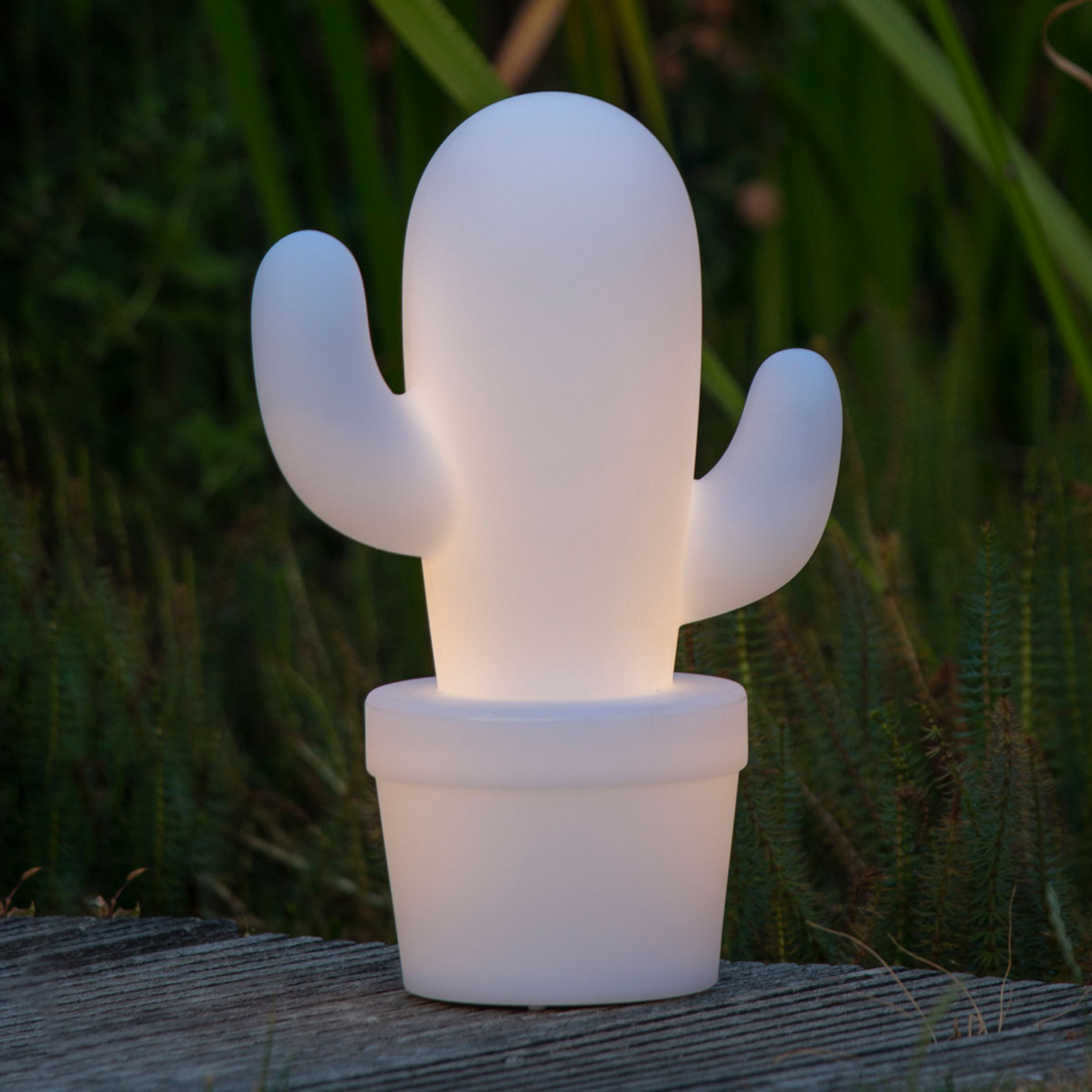 Lucide Cactus LED decorative light IP44, plastic, 2 W, L: 22.7 cm, H: 33 cm