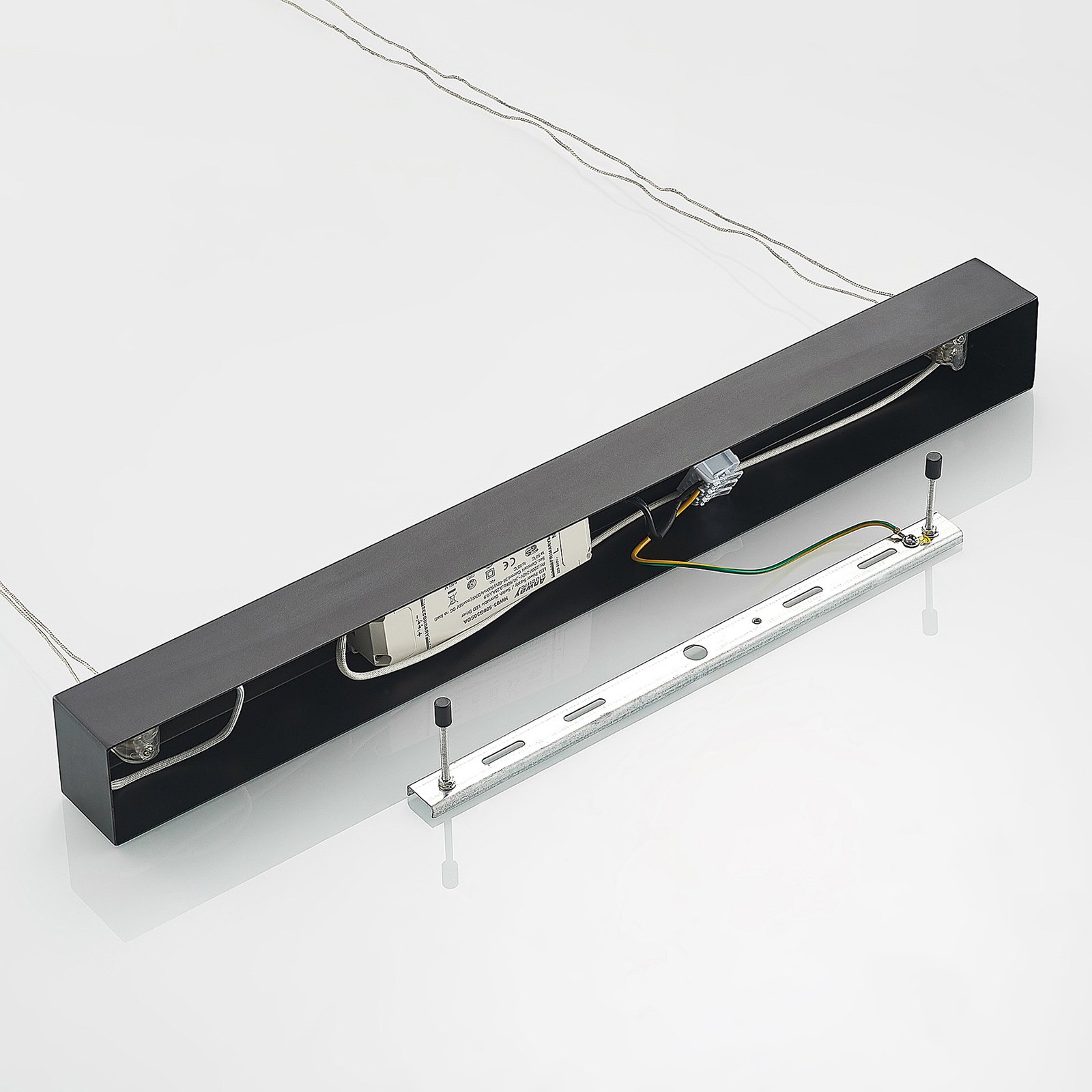 Stakato 8 LED Hanglamp L180 Black - Lucande