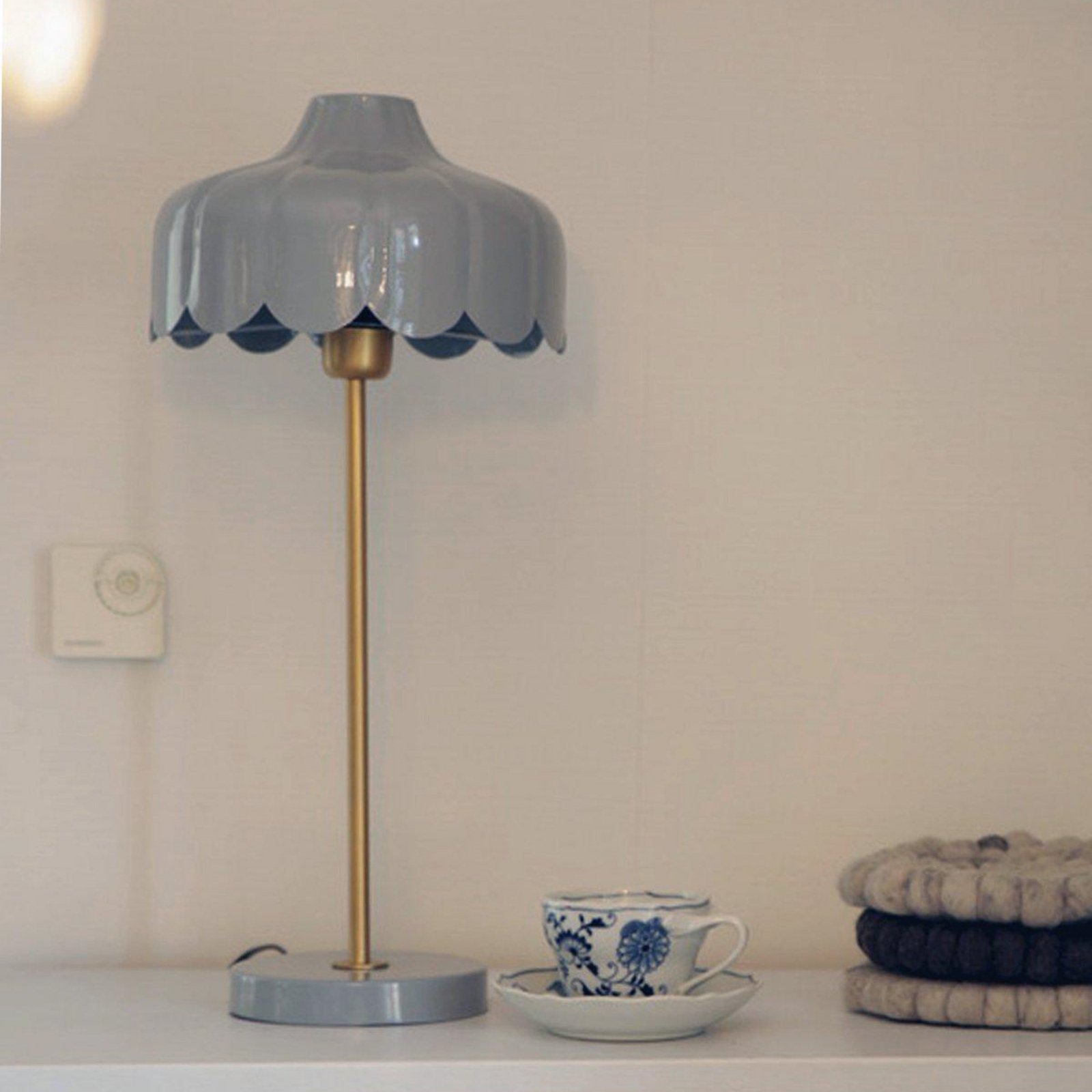PR Home Wells table lamp, blue/gold Height 50 cm